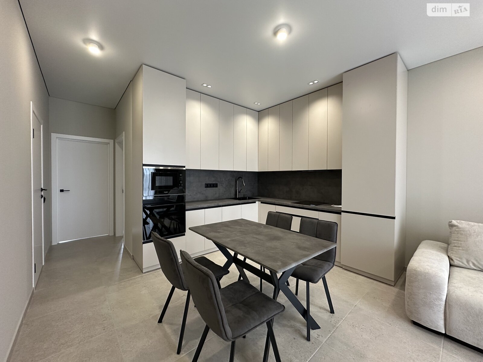 одноэтажный таунхаус, 70 кв. м, кирпич. Продажа в Ровно район Ленокомбинат фото 1