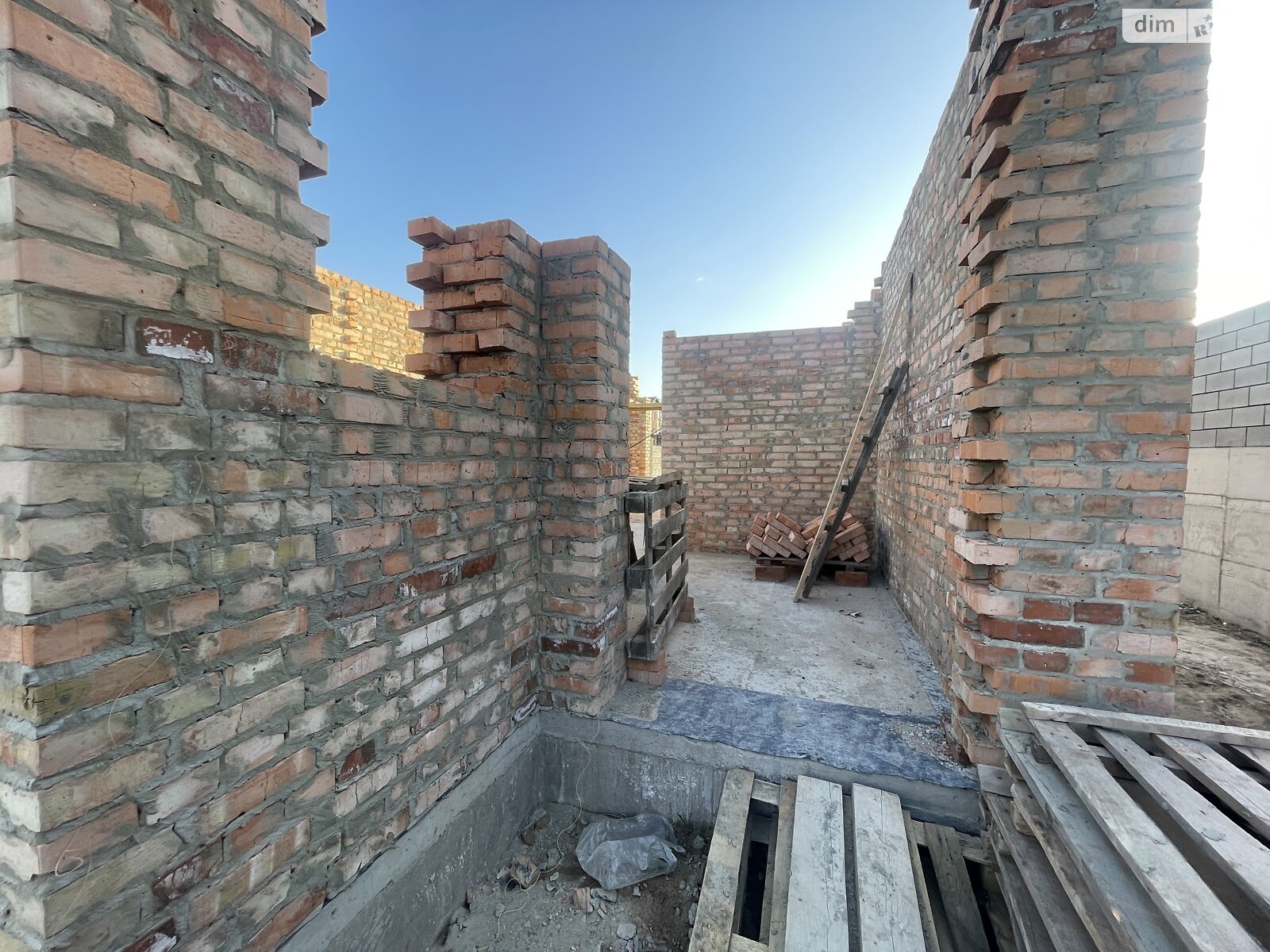 двухэтажный таунхаус, 114 кв. м, кирпич. Продажа в Ровно район Ленокомбинат фото 1 двухэтажный таунхаус, 114 кв. м, кирпич. Продажа в Ровно район Ленокомбинат фото 1