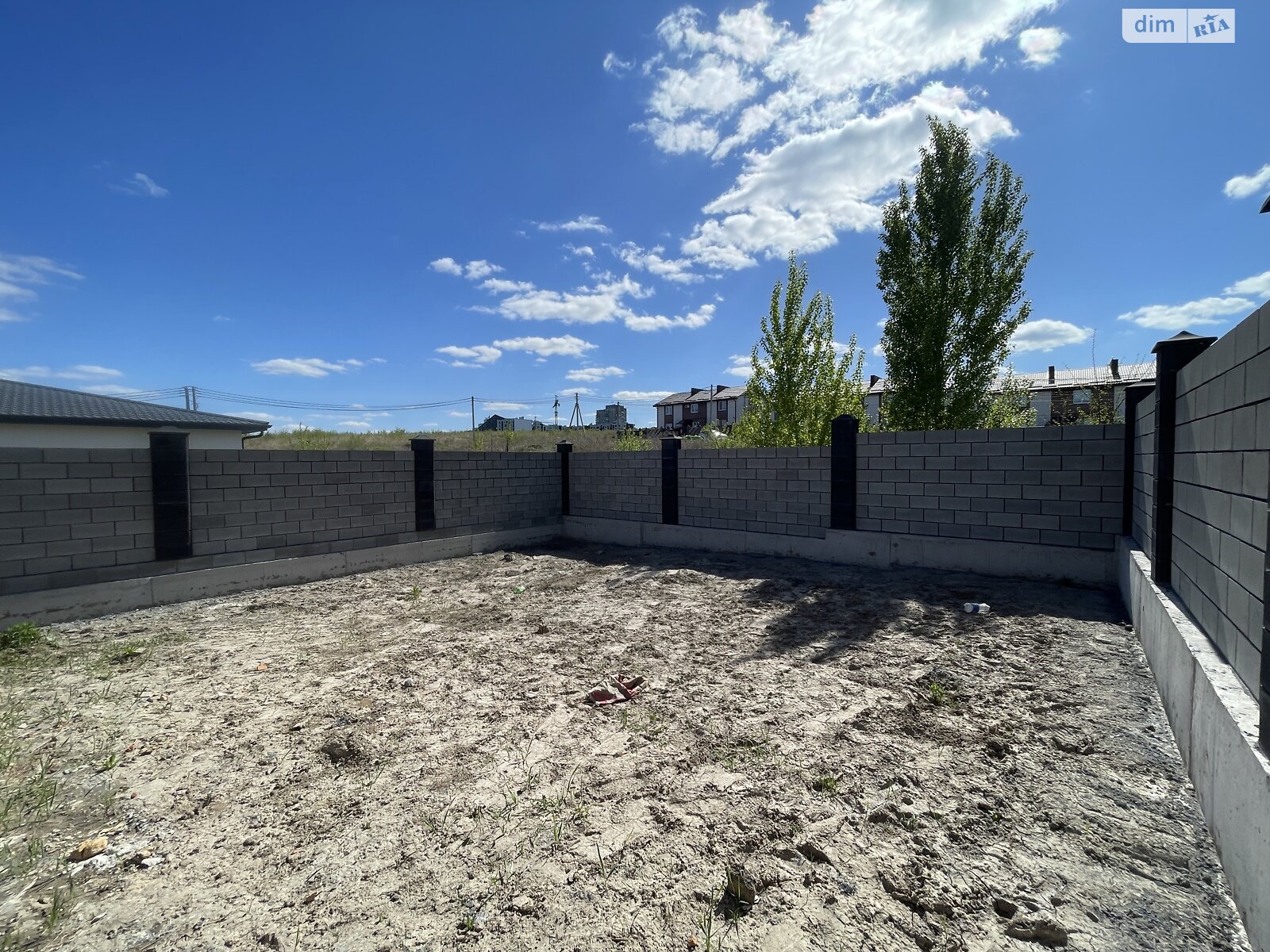 двоповерховий таунхаус, 113 кв. м, цегла. Продаж в Рівному, район Льонокомбінат фото 1 двоповерховий таунхаус, 113 кв. м, цегла. Продаж в Рівному, район Льонокомбінат фото 1