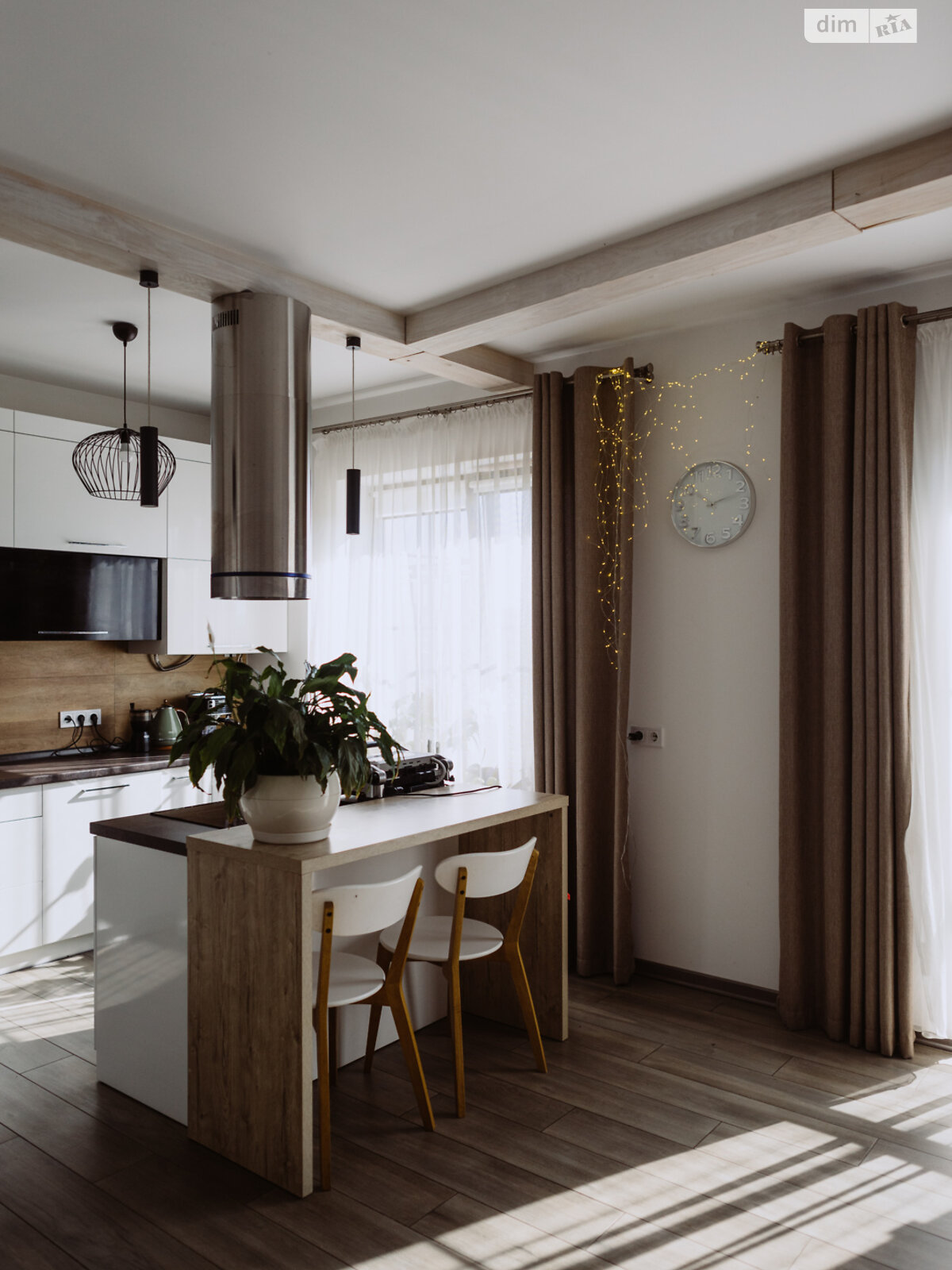 трехэтажный таунхаус, 136 кв. м, кирпич. Продажа в Ровно район Новый Двор фото 1 трехэтажный таунхаус, 136 кв. м, кирпич. Продажа в Ровно район Новый Двор фото 1