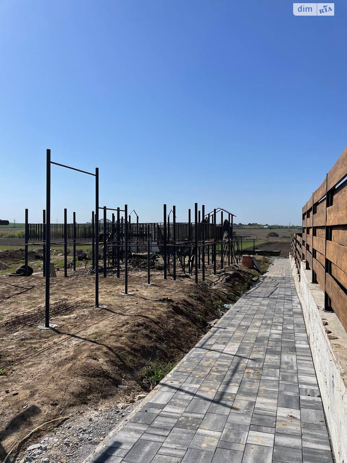 одноповерховий таунхаус, 98 кв. м, цегла. Продаж в Рівному, район Новий Двір фото 1 одноповерховий таунхаус, 98 кв. м, цегла. Продаж в Рівному, район Новий Двір фото 1