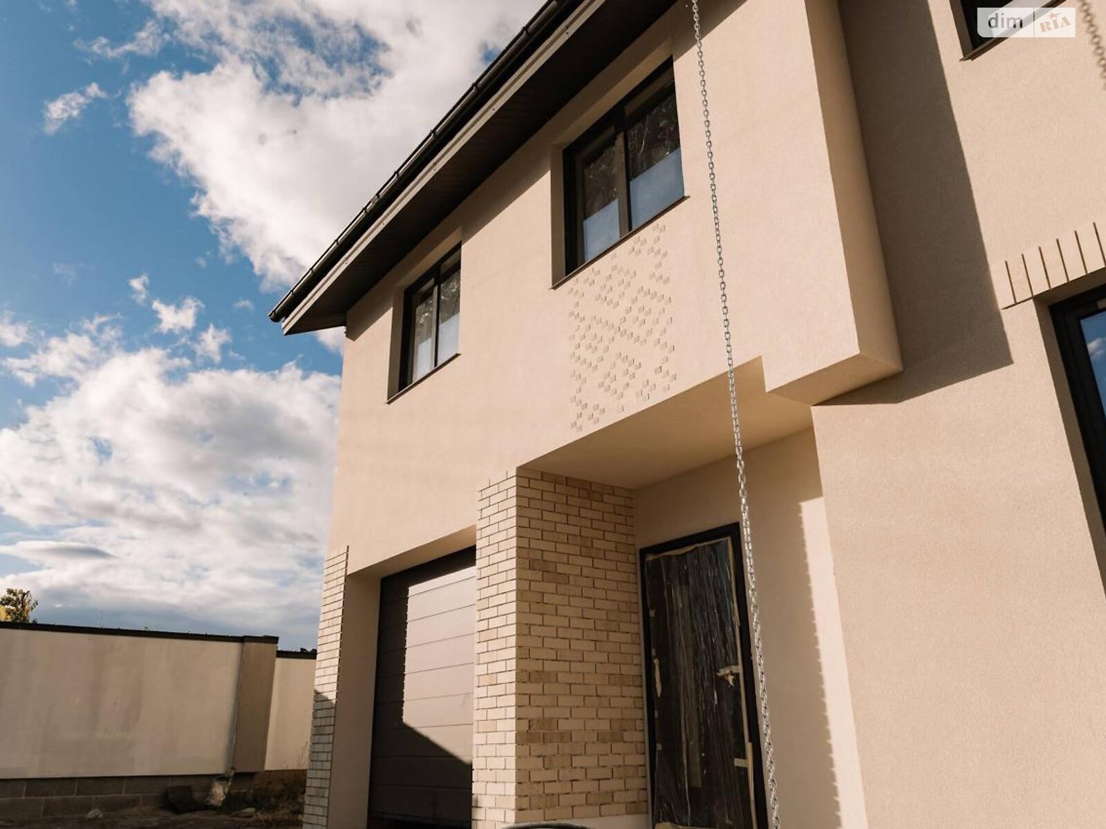 двухэтажный таунхаус, 111 кв. м, керамический блок. Продажа в Ровно район Счастливое фото 1 двухэтажный таунхаус, 111 кв. м, керамический блок. Продажа в Ровно район Счастливое фото 1