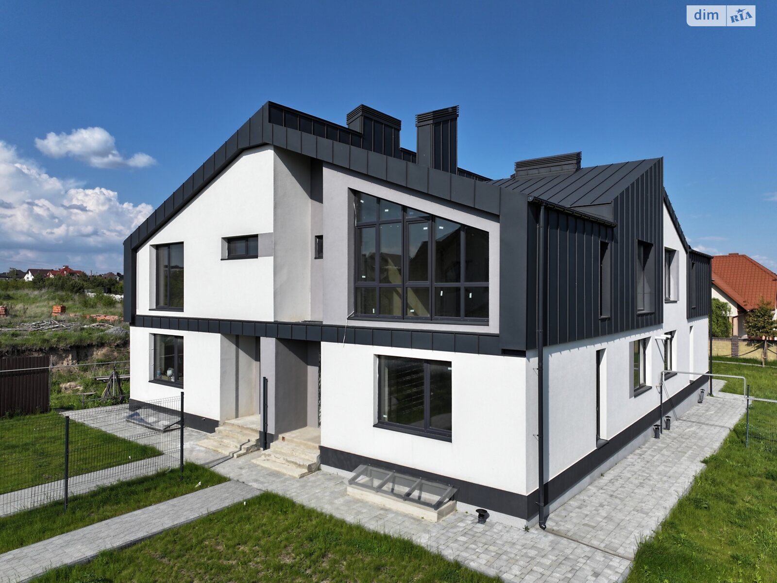 двухэтажный таунхаус, 130 кв. м, кирпич. Продажа в Ровно район Счастливое фото 1 двухэтажный таунхаус, 130 кв. м, кирпич. Продажа в Ровно район Счастливое фото 1