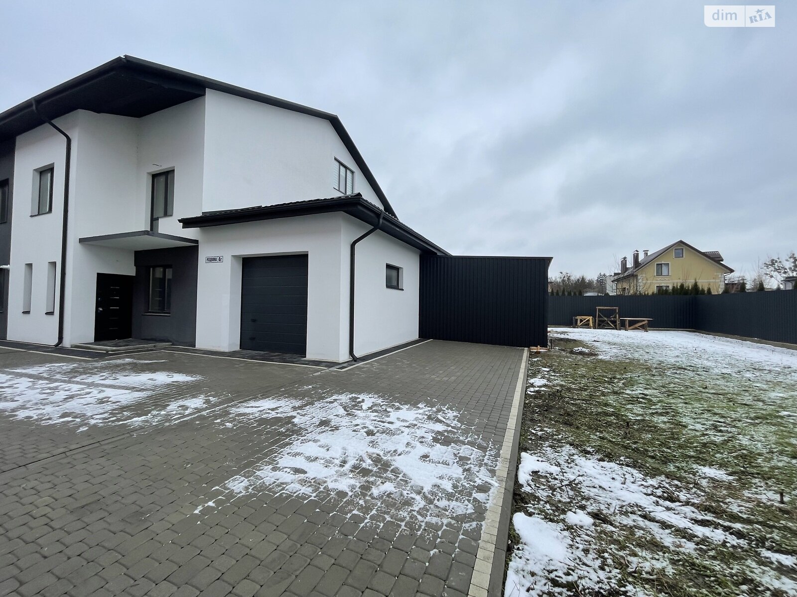 двухэтажный таунхаус, 109 кв. м, кирпич. Продажа в Ровно район Счастливое фото 1 двухэтажный таунхаус, 109 кв. м, кирпич. Продажа в Ровно район Счастливое фото 1