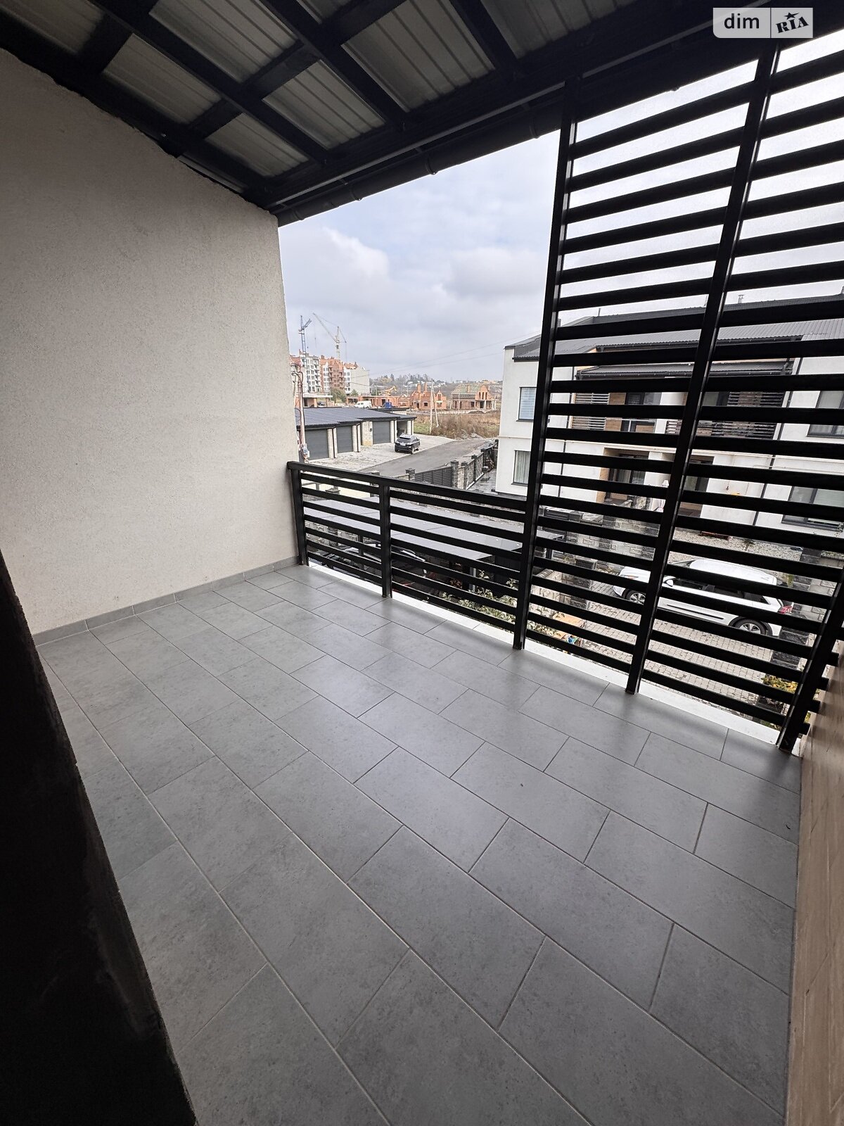 двухэтажный таунхаус, 120.2 кв. м, кирпич. Продажа в Ровно район Счастливое фото 1