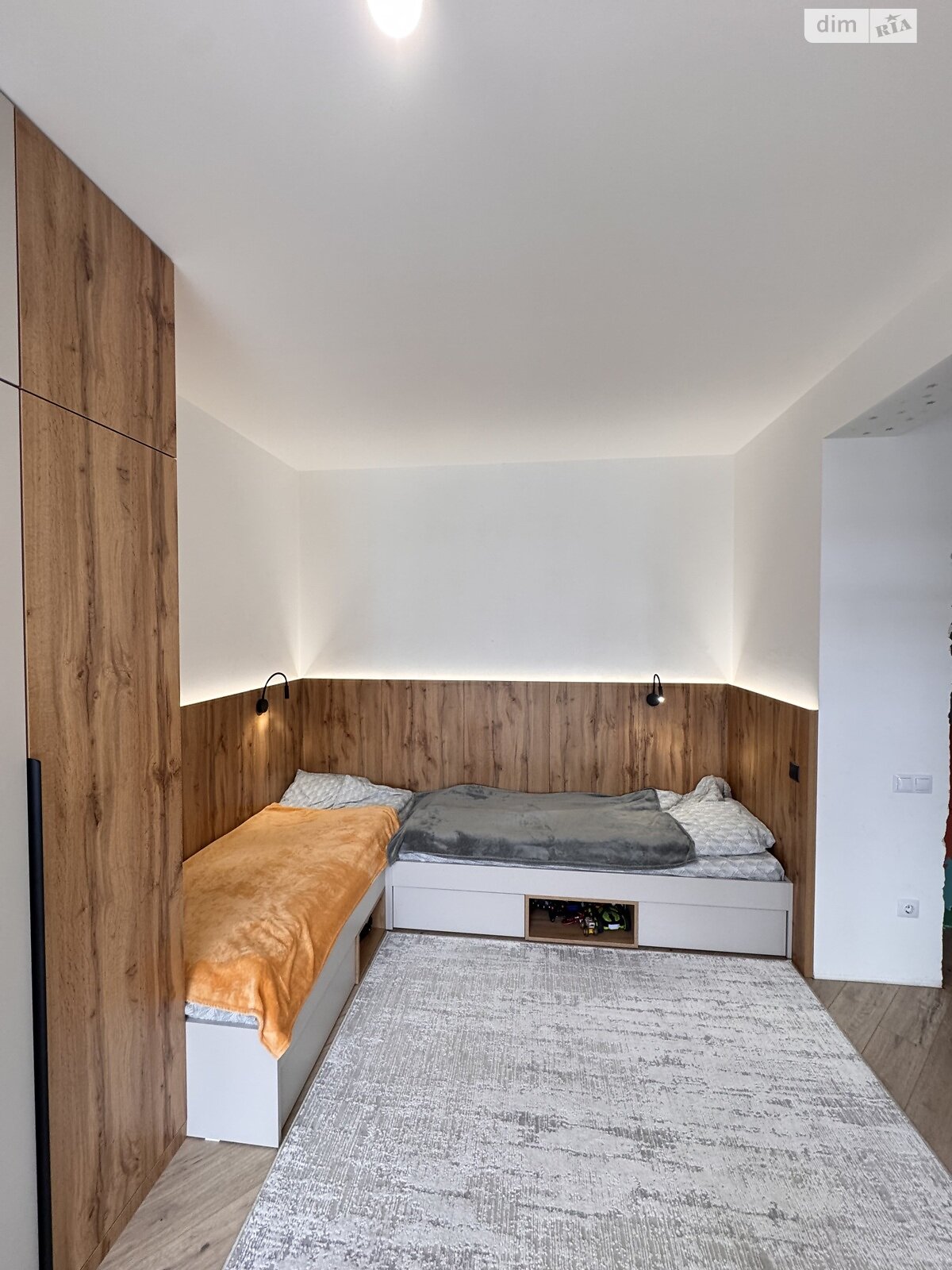 двухэтажный таунхаус, 120.2 кв. м, кирпич. Продажа в Ровно район Счастливое фото 1