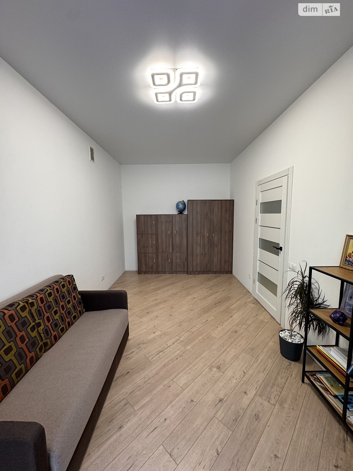 двухэтажный таунхаус, 120.2 кв. м, кирпич. Продажа в Ровно район Счастливое фото 1