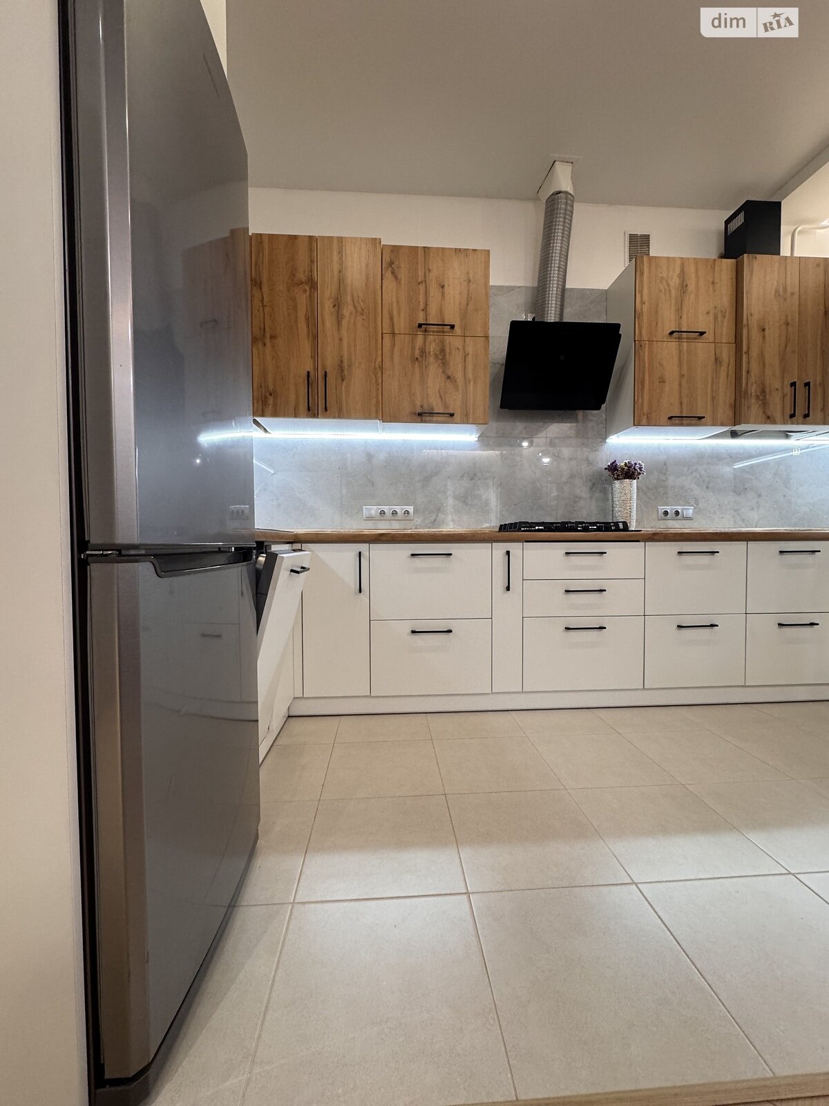 двухэтажный таунхаус, 120.2 кв. м, кирпич. Продажа в Ровно район Счастливое фото 1