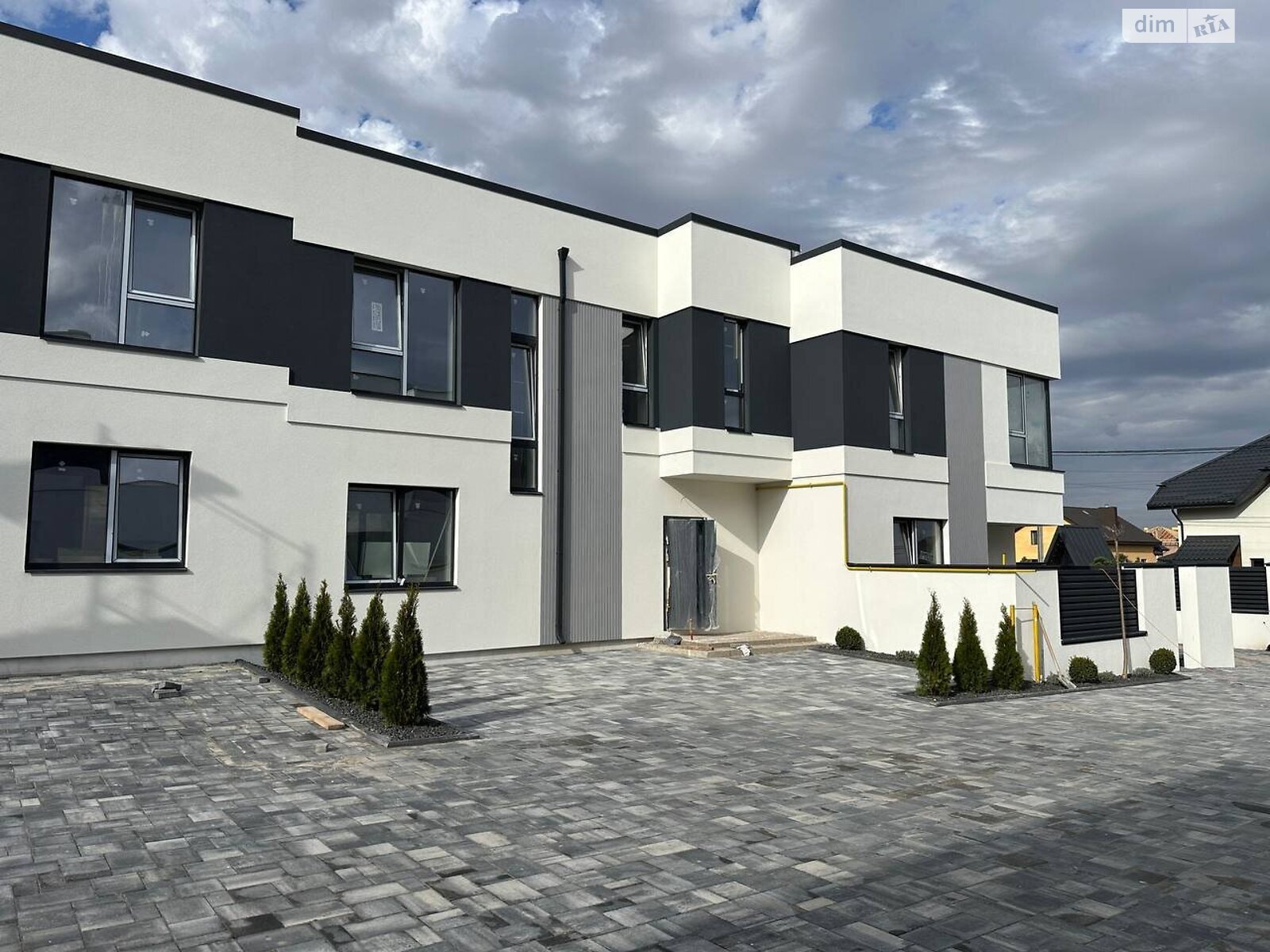 двоповерховий таунхаус, 107 кв. м, кирпич. Продаж у Рівному фото 1 двоповерховий таунхаус, 107 кв. м, кирпич. Продаж у Рівному фото 1