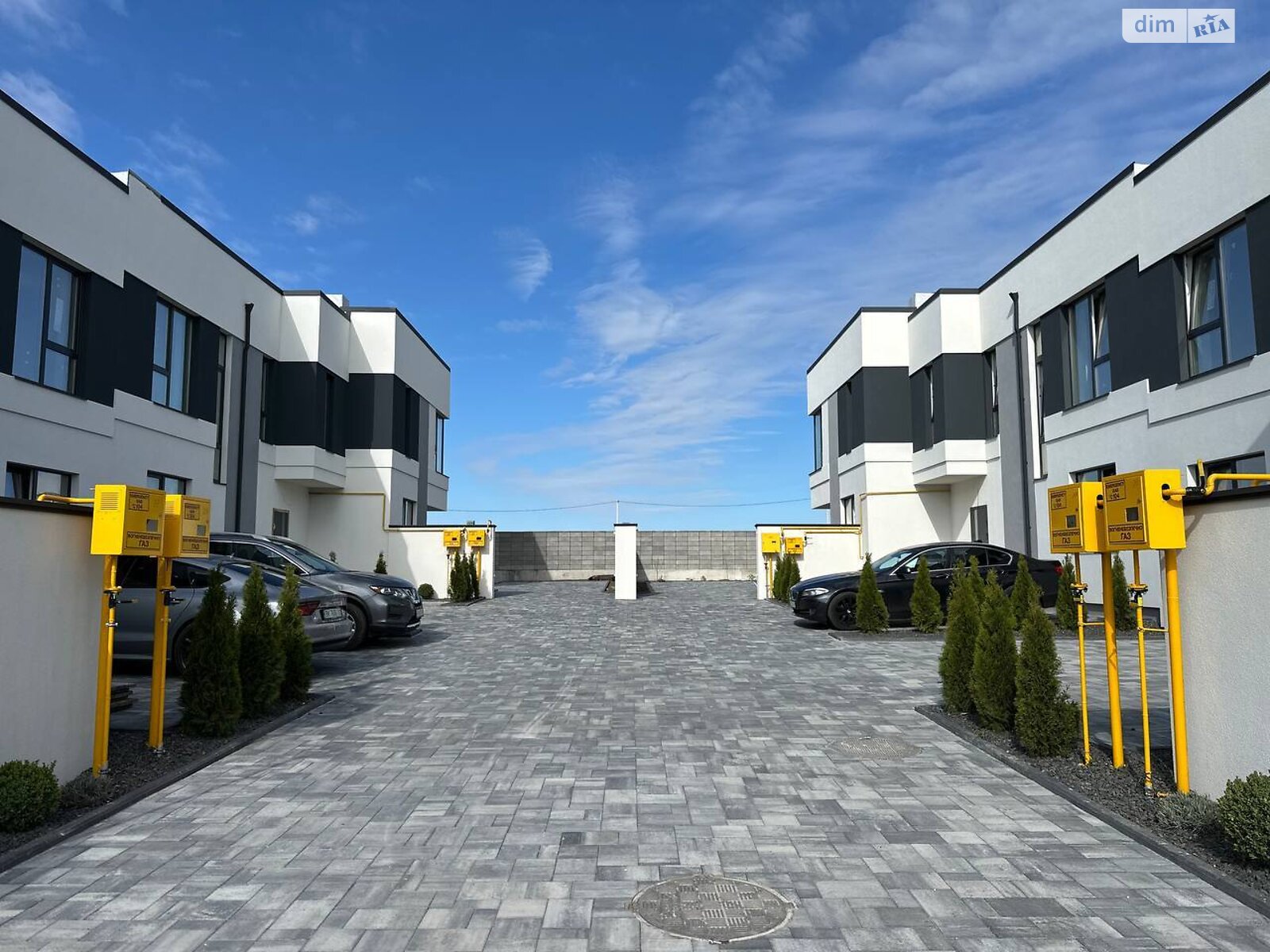 двоповерховий таунхаус, 107 кв. м, кирпич. Продаж у Рівному фото 1 двоповерховий таунхаус, 107 кв. м, кирпич. Продаж у Рівному фото 1