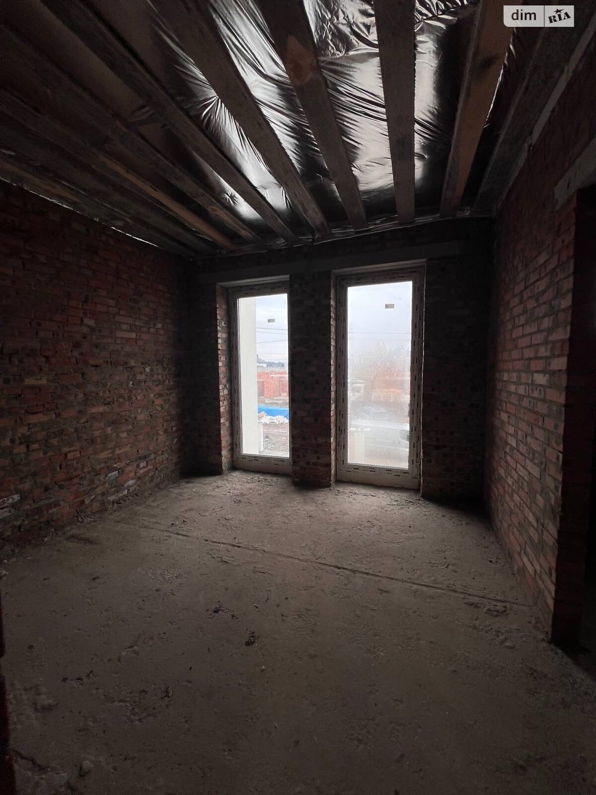 двухэтажный таунхаус, 105 кв. м, кирпич. Продажа в Ровно фото 1