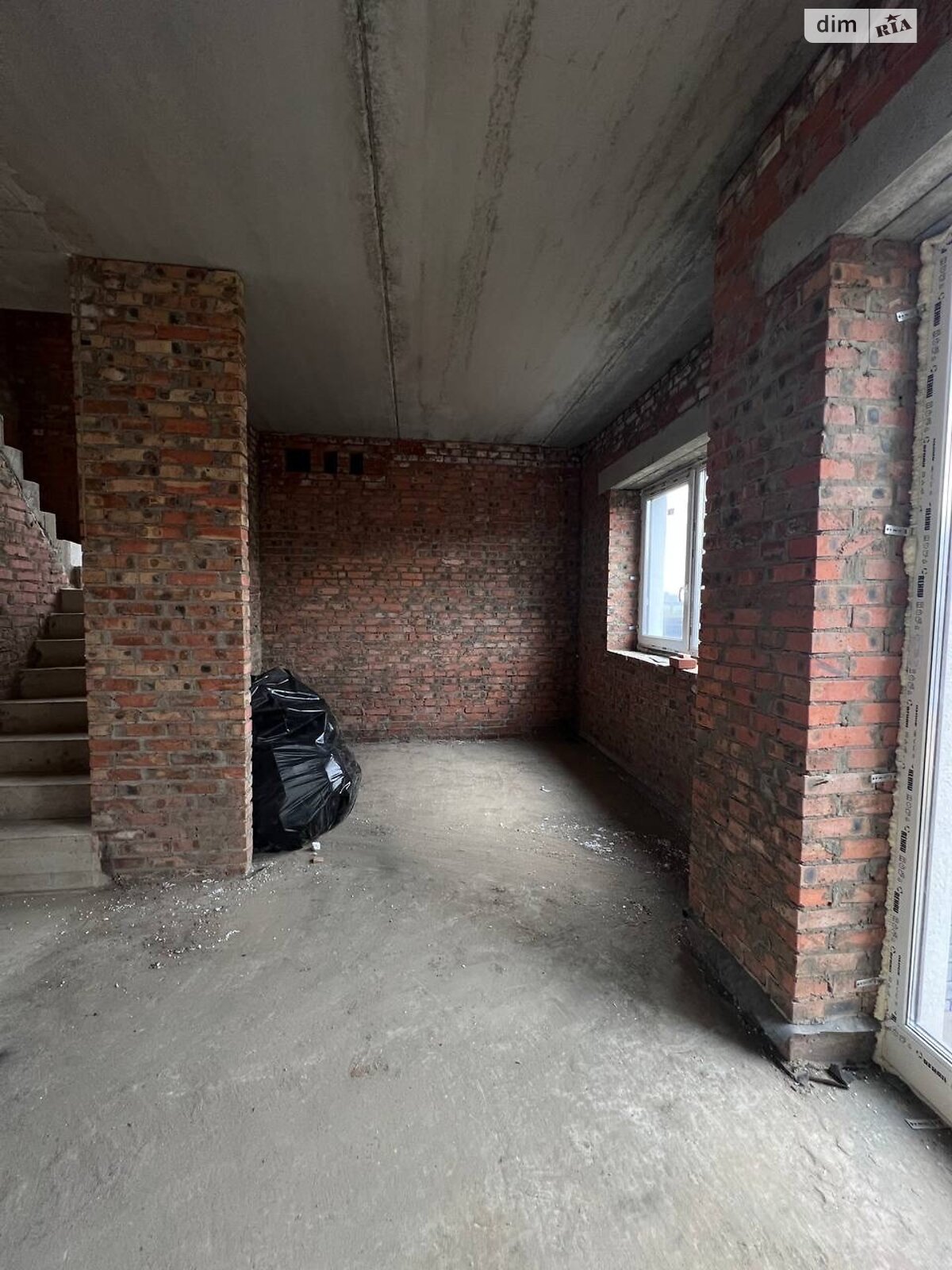 двухэтажный таунхаус, 105 кв. м, кирпич. Продажа в Ровно фото 1