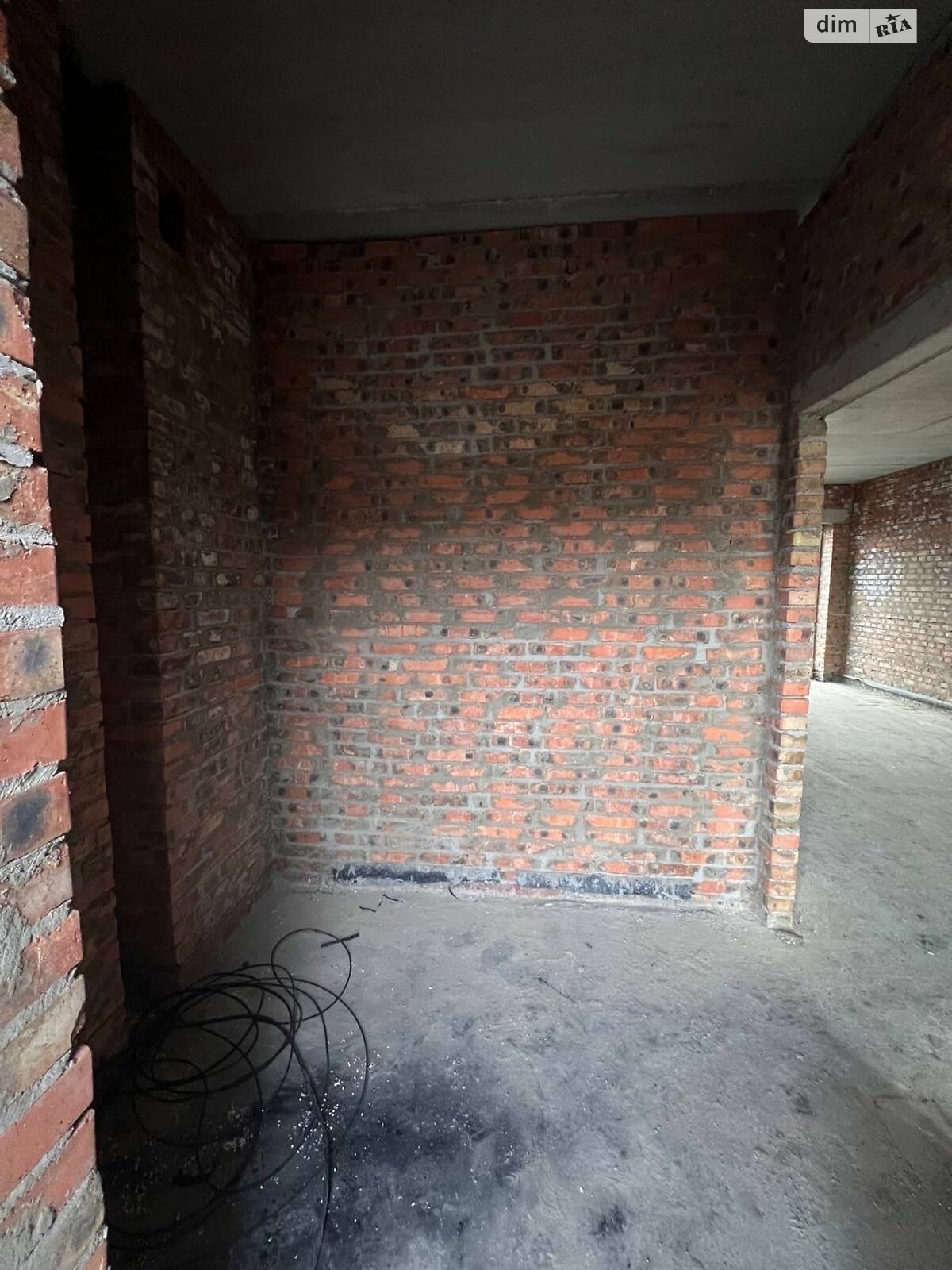 двухэтажный таунхаус, 105 кв. м, кирпич. Продажа в Ровно фото 1