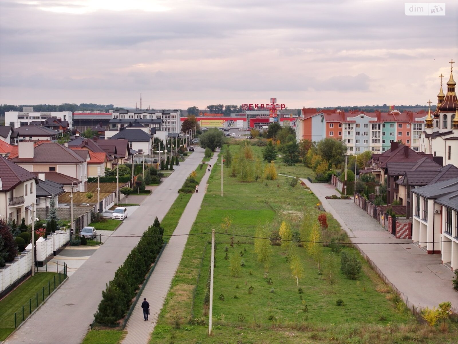 двухэтажный таунхаус, 123.8 кв. м, кирпич. Продажа в Ровно фото 1 двухэтажный таунхаус, 123.8 кв. м, кирпич. Продажа в Ровно фото 1