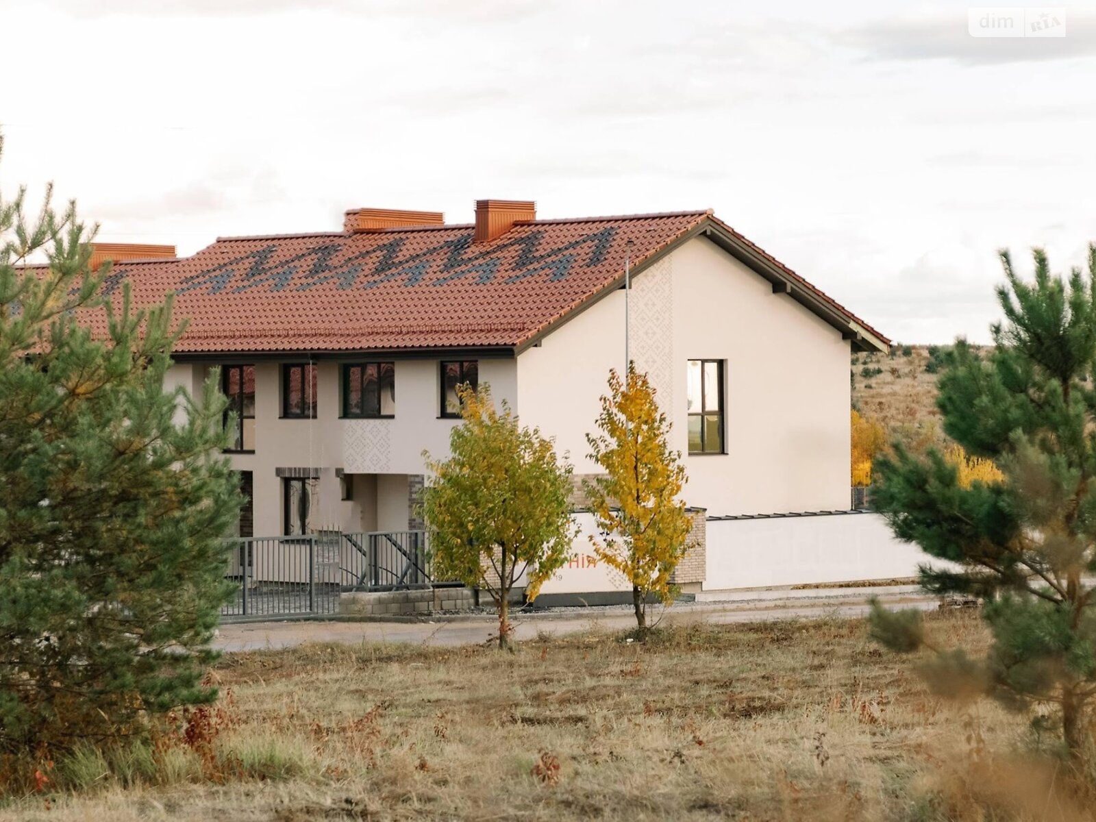 двухэтажный таунхаус, 110.8 кв. м, кирпич. Продажа в Ровно район Южный фото 1 двухэтажный таунхаус, 110.8 кв. м, кирпич. Продажа в Ровно район Южный фото 1