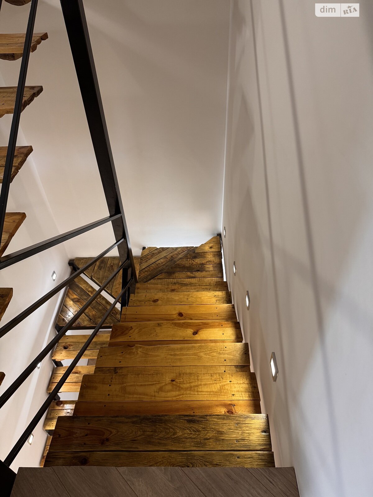 двухэтажный таунхаус, 120.2 кв. м, кирпич. Продажа в Ровно район Южный фото 1 двухэтажный таунхаус, 120.2 кв. м, кирпич. Продажа в Ровно район Южный фото 1