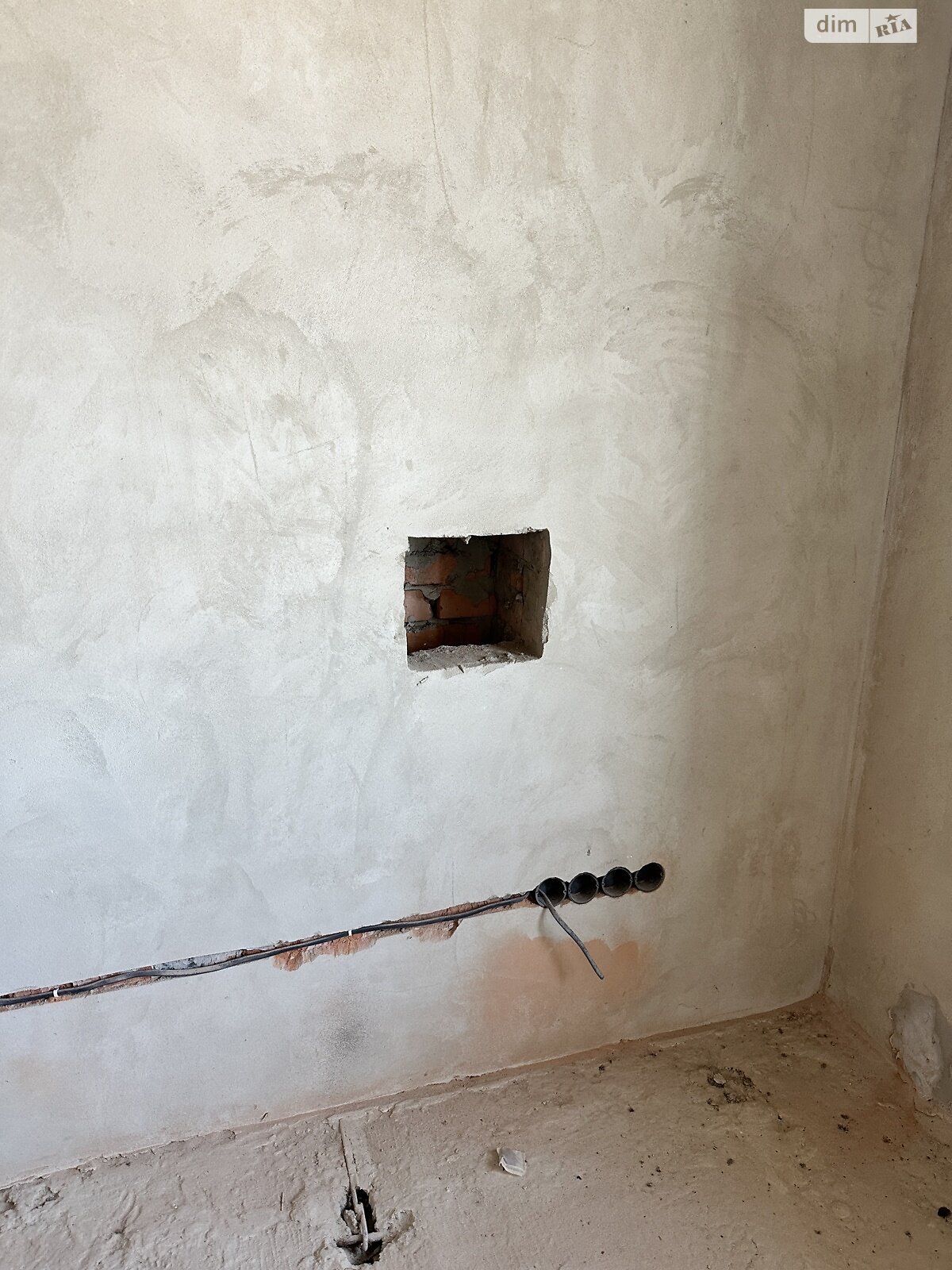 двухэтажный таунхаус, 109 кв. м, кирпич. Продажа в Ровно район Южный фото 1