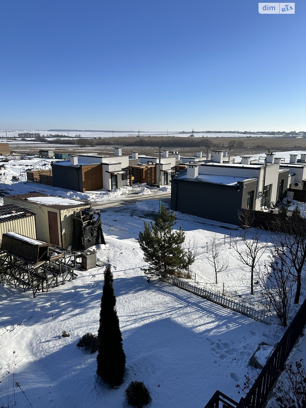 двухэтажный таунхаус, 109 кв. м, кирпич. Продажа в Ровно район Южный фото 1