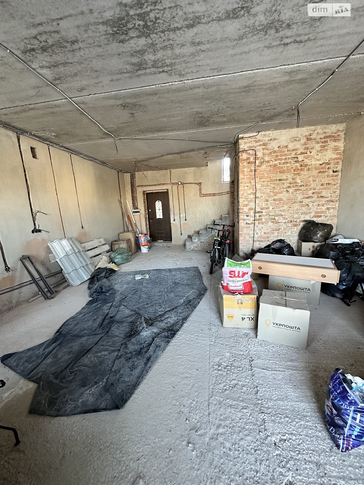 двухэтажный таунхаус, 109 кв. м, кирпич. Продажа в Ровно район Южный фото 1