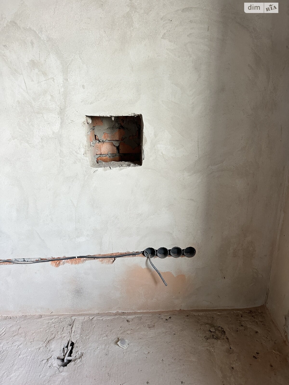 двухэтажный таунхаус, 109 кв. м, кирпич. Продажа в Ровно район Южный фото 1