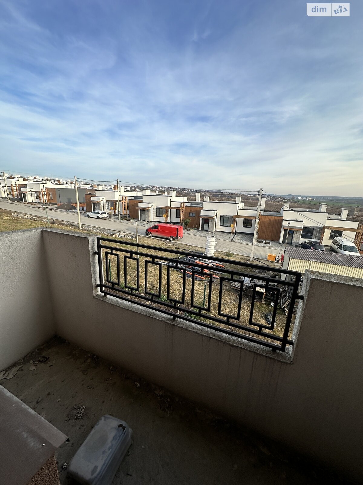 двухэтажный таунхаус, 109 кв. м, кирпич. Продажа в Ровно район Южный фото 1