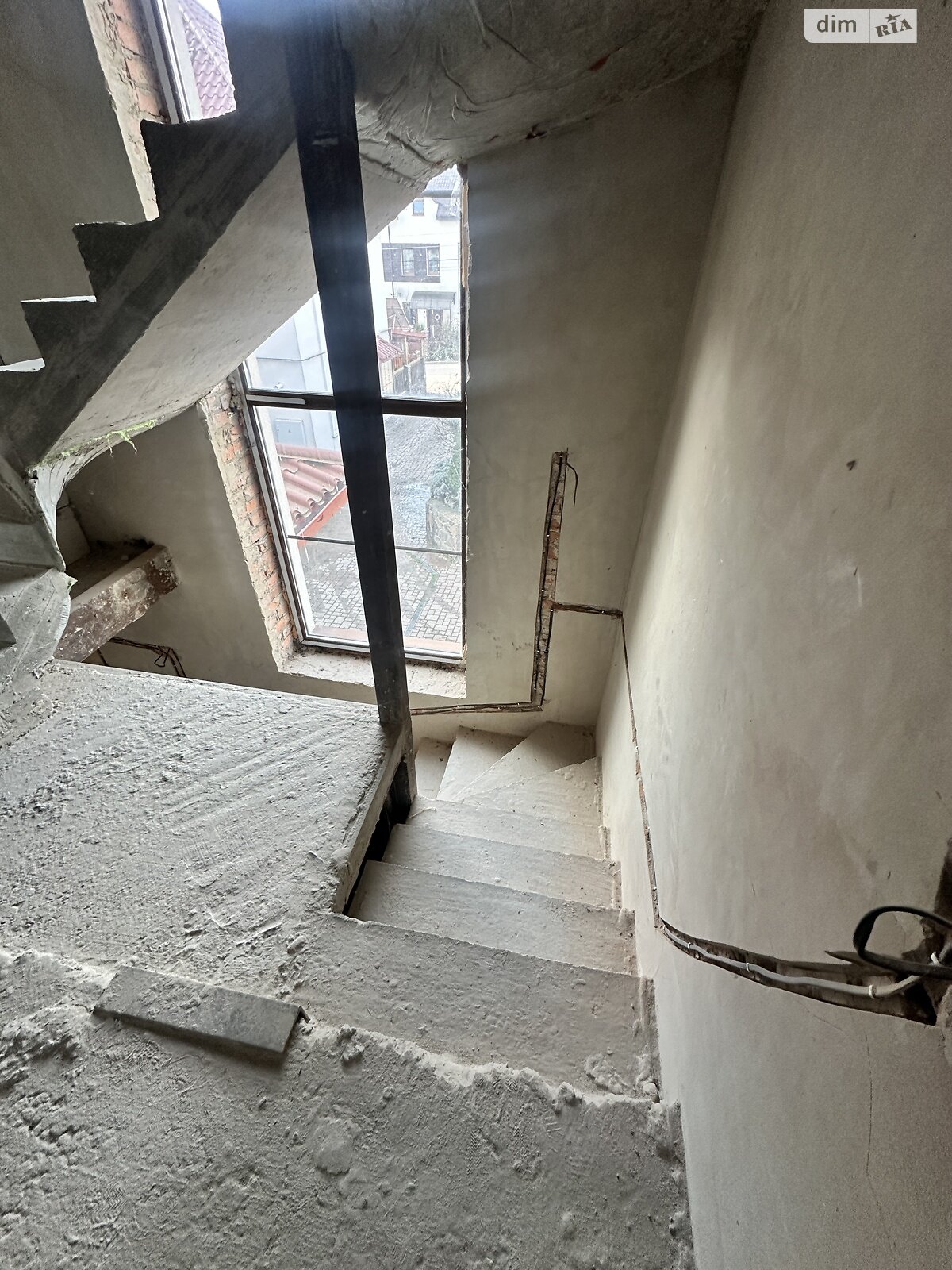 двухэтажный таунхаус, 109 кв. м, кирпич. Продажа в Ровно район Южный фото 1