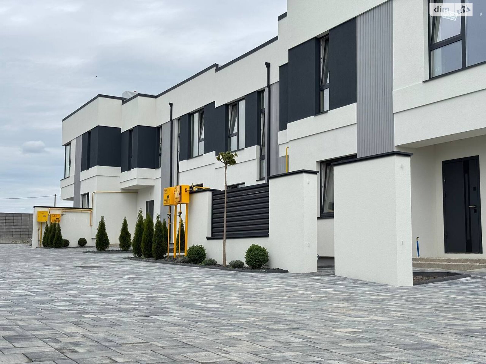 двоповерховий таунхаус, 103 кв. м, кирпич. Продаж в Рівному, район Південний фото 1 двоповерховий таунхаус, 103 кв. м, кирпич. Продаж в Рівному, район Південний фото 1