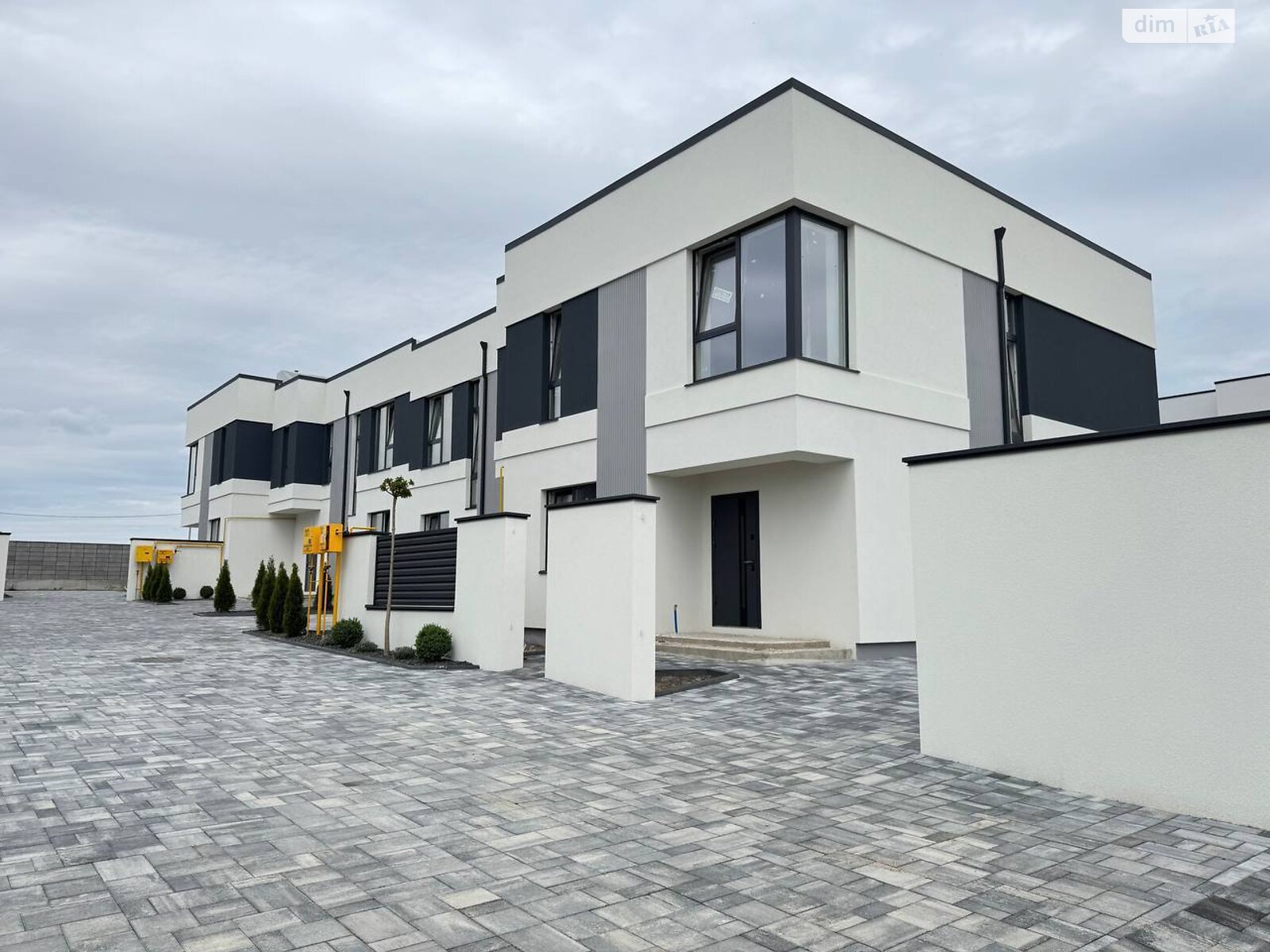 двоповерховий таунхаус, 103 кв. м, цегла. Продаж в Рівному, район Південний фото 1 двоповерховий таунхаус, 103 кв. м, цегла. Продаж в Рівному, район Південний фото 1