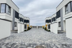 двухэтажный таунхаус, 103 кв. м, кирпич. Продажа в Ровно район Южный фото 2