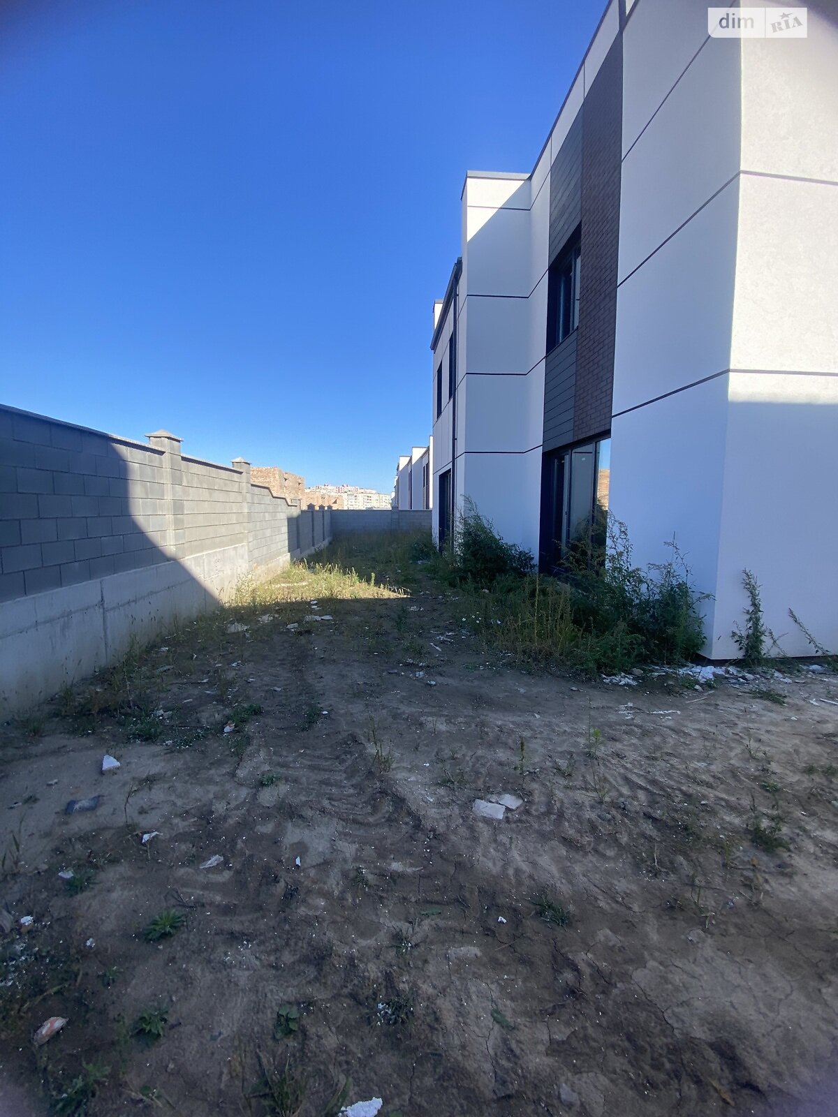 двухэтажный таунхаус, 100 кв. м, кирпич. Продажа в Ровно район Ювилейный фото 1 двухэтажный таунхаус, 100 кв. м, кирпич. Продажа в Ровно район Ювилейный фото 1