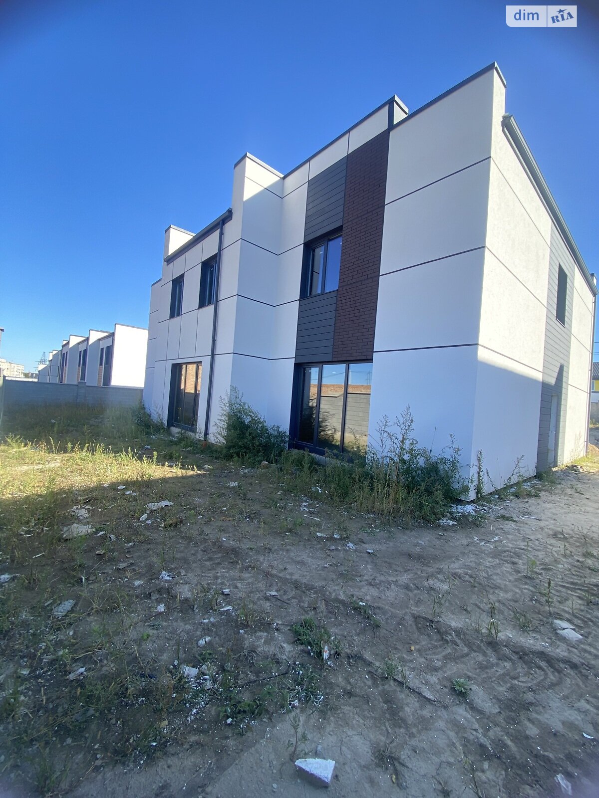 двухэтажный таунхаус, 100 кв. м, кирпич. Продажа в Ровно район Ювилейный фото 1 двухэтажный таунхаус, 100 кв. м, кирпич. Продажа в Ровно район Ювилейный фото 1