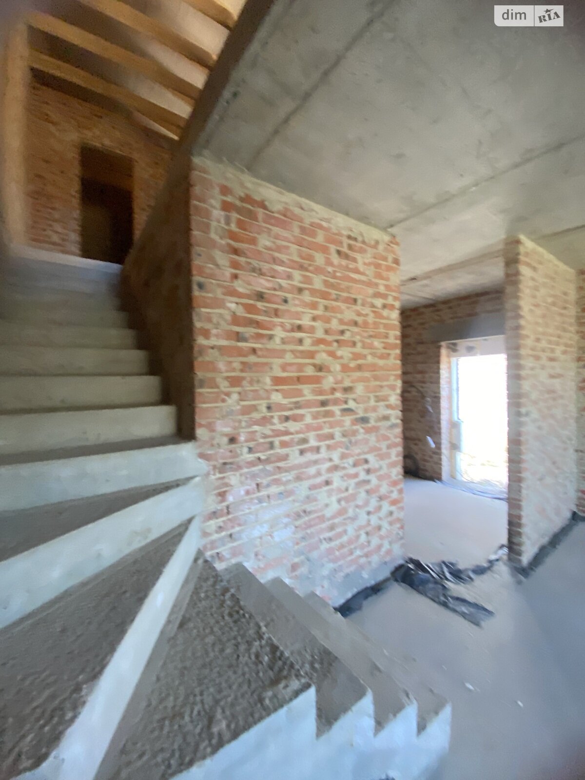 двухэтажный таунхаус, 100 кв. м, кирпич. Продажа в Ровно район Ювилейный фото 1 двухэтажный таунхаус, 100 кв. м, кирпич. Продажа в Ровно район Ювилейный фото 1