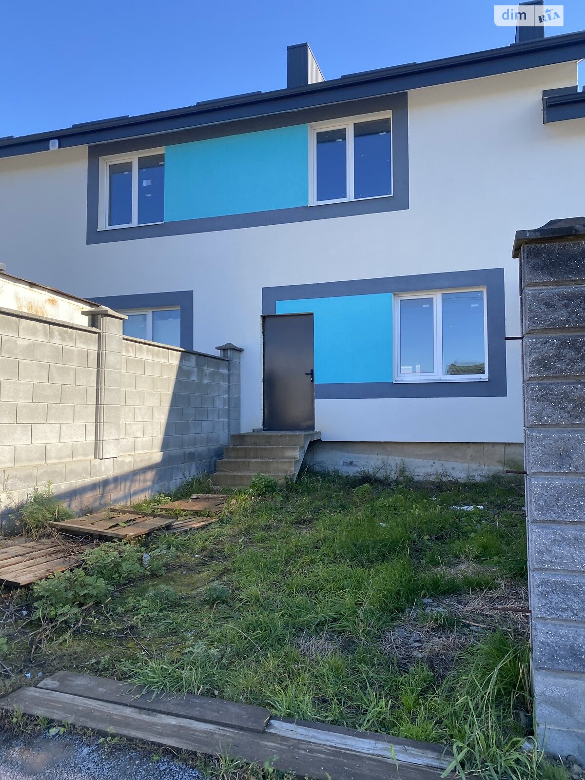 двоповерховий таунхаус, 100 кв. м, кирпич. Продаж в Рівному, район Ювілейний фото 1