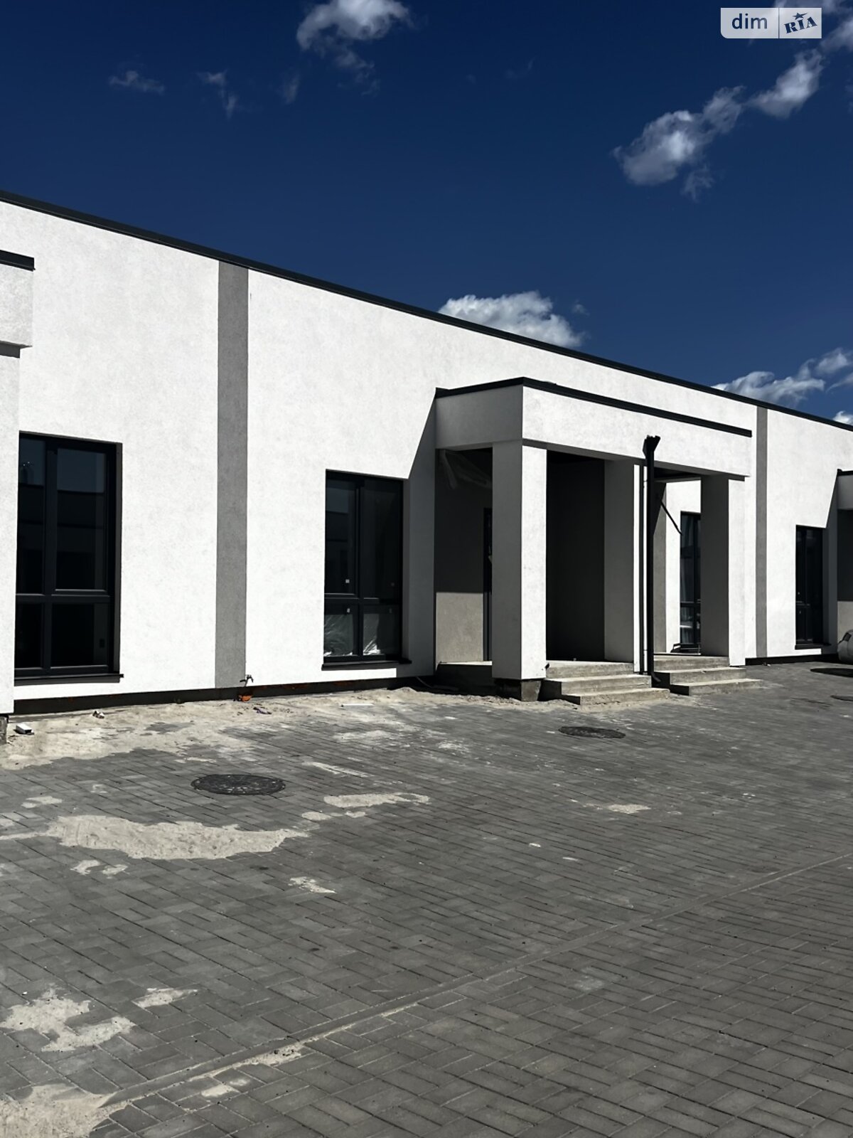одноэтажный таунхаус, 68 кв. м, кирпич. Продажа в Ровно район Ювилейный фото 1 одноэтажный таунхаус, 68 кв. м, кирпич. Продажа в Ровно район Ювилейный фото 1
