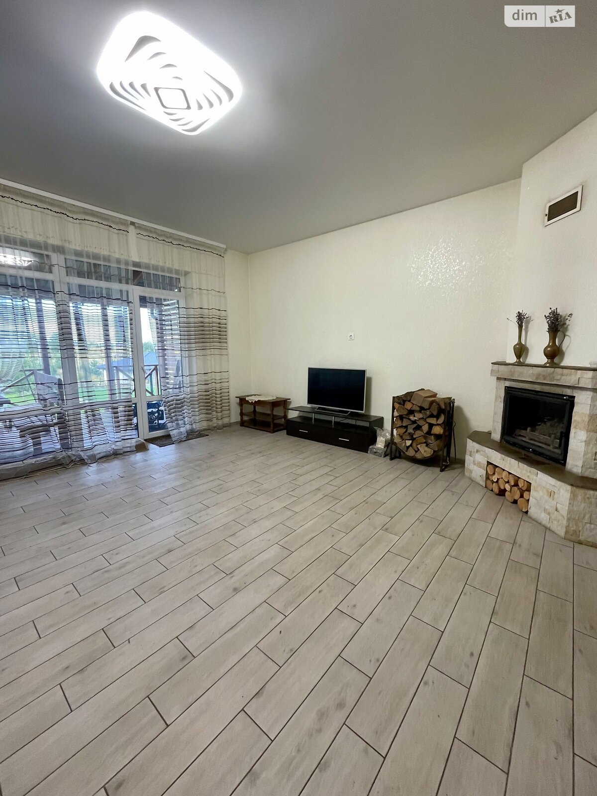 двухэтажный таунхаус, 103.8 кв. м, кирпич. Продажа в Ровно район Зоопарк фото 1 двухэтажный таунхаус, 103.8 кв. м, кирпич. Продажа в Ровно район Зоопарк фото 1