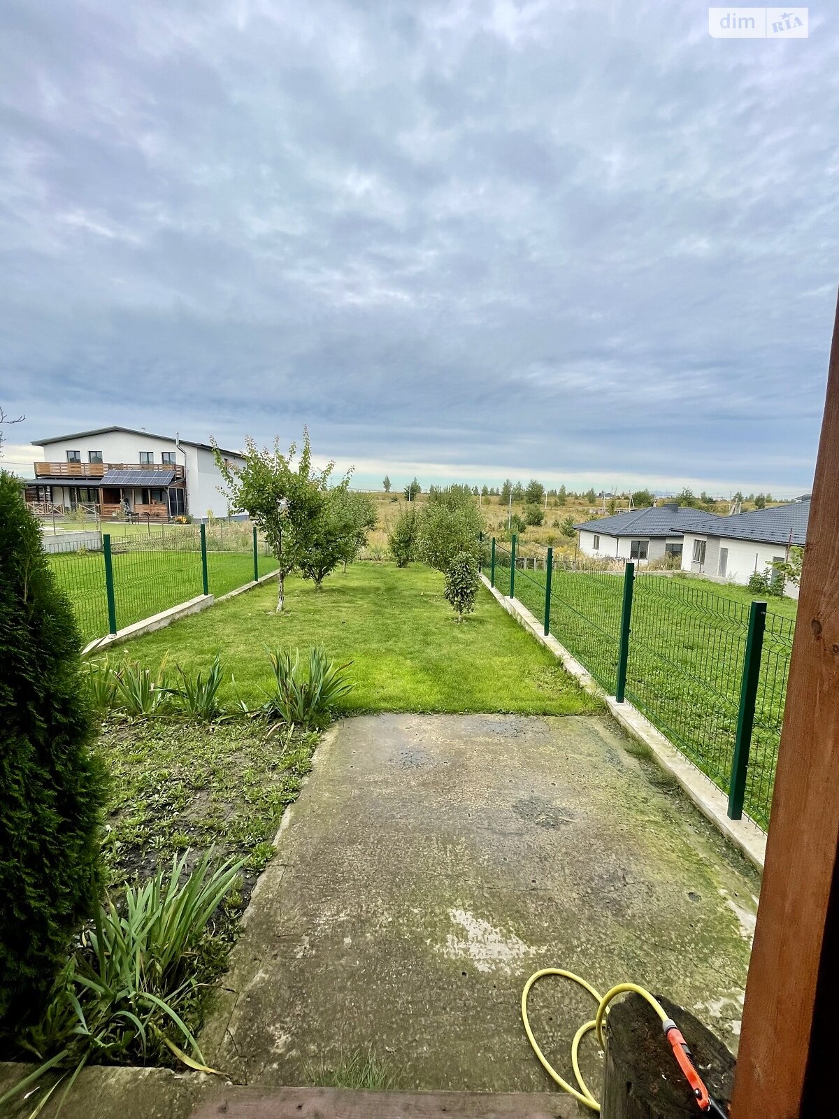 двухэтажный таунхаус, 103.8 кв. м, кирпич. Продажа в Ровно район Зоопарк фото 1 двухэтажный таунхаус, 103.8 кв. м, кирпич. Продажа в Ровно район Зоопарк фото 1