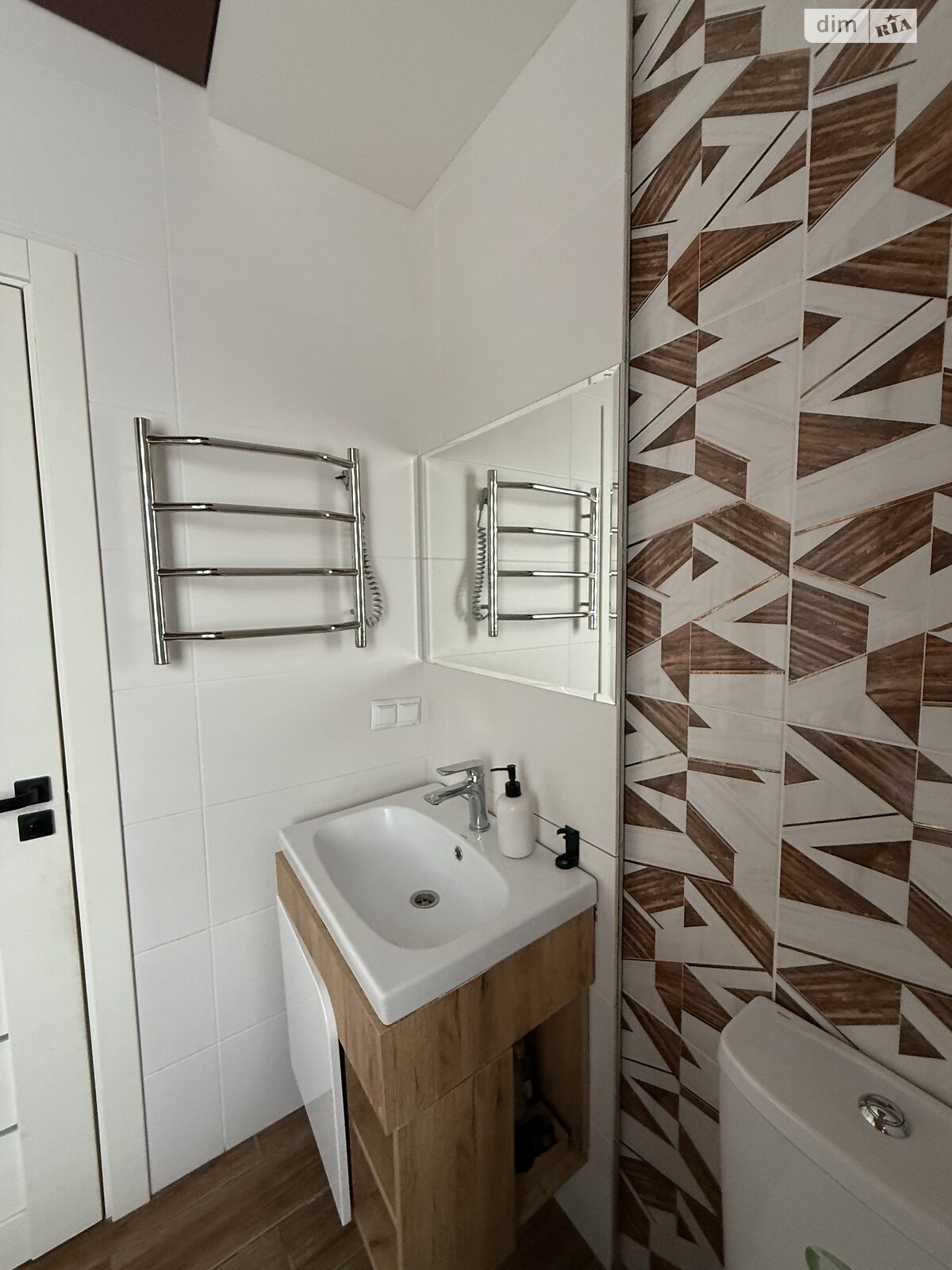 трехэтажный таунхаус, 150 кв. м, кирпич. Продажа в Рудно район Зализнычный фото 1 трехэтажный таунхаус, 150 кв. м, кирпич. Продажа в Рудно район Зализнычный фото 1