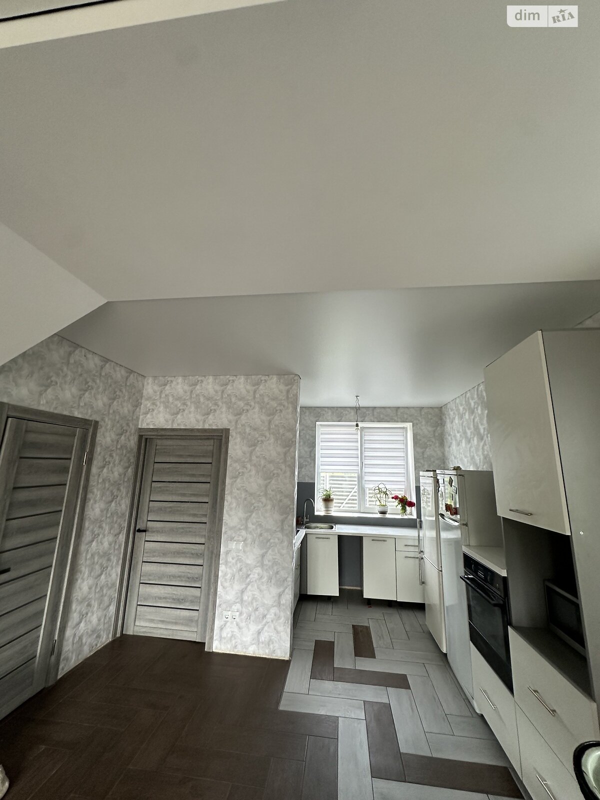 трехэтажный таунхаус, 150 кв. м, кирпич. Продажа в Рудно район Зализнычный фото 1 трехэтажный таунхаус, 150 кв. м, кирпич. Продажа в Рудно район Зализнычный фото 1