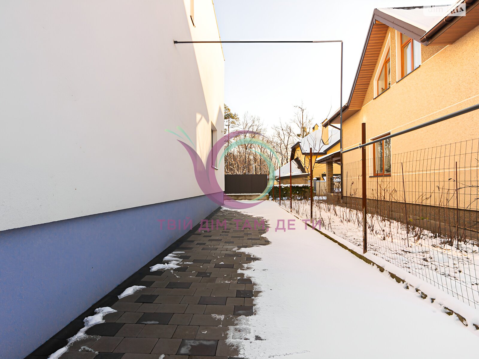 триповерховий таунхаус, 155 кв. м, цегла. Продаж в Рудному, район Залізничний фото 1 триповерховий таунхаус, 155 кв. м, цегла. Продаж в Рудному, район Залізничний фото 1