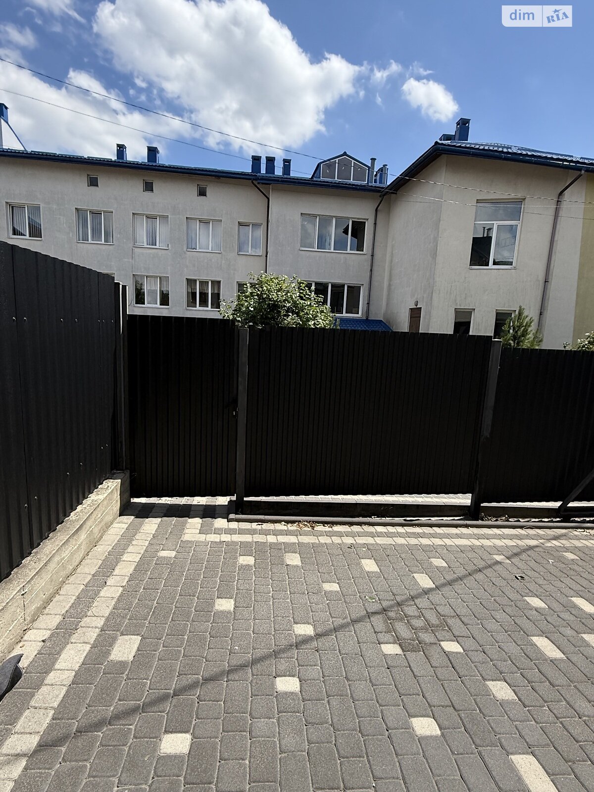 трехэтажный таунхаус, 160.8 кв. м, кирпич. Продажа в Рясно-Русском фото 1 трехэтажный таунхаус, 160.8 кв. м, кирпич. Продажа в Рясно-Русском фото 1