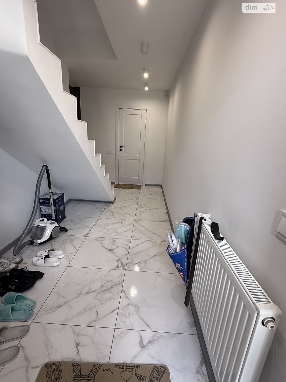 трехэтажный таунхаус, 160.8 кв. м, кирпич. Продажа в Рясно-Русском фото 1 трехэтажный таунхаус, 160.8 кв. м, кирпич. Продажа в Рясно-Русском фото 1