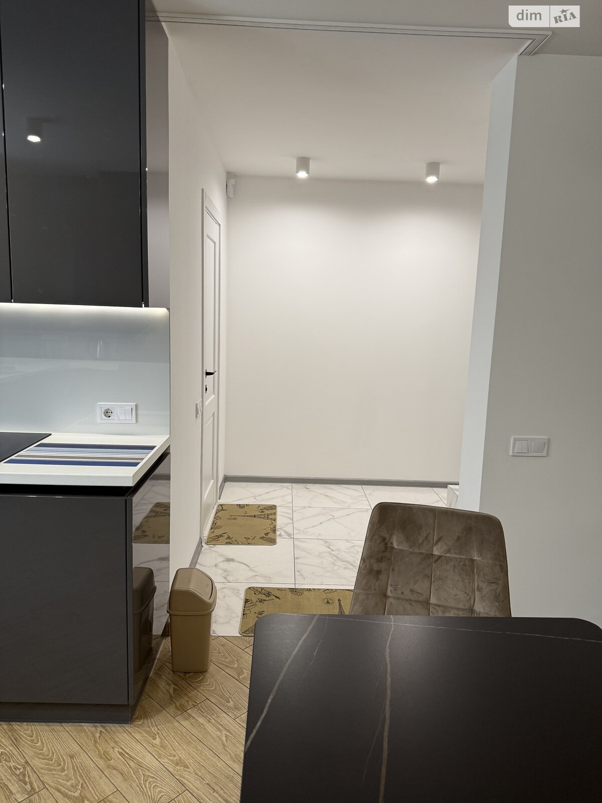 трехэтажный таунхаус, 160.8 кв. м, кирпич. Продажа в Рясно-Русском фото 1 трехэтажный таунхаус, 160.8 кв. м, кирпич. Продажа в Рясно-Русском фото 1