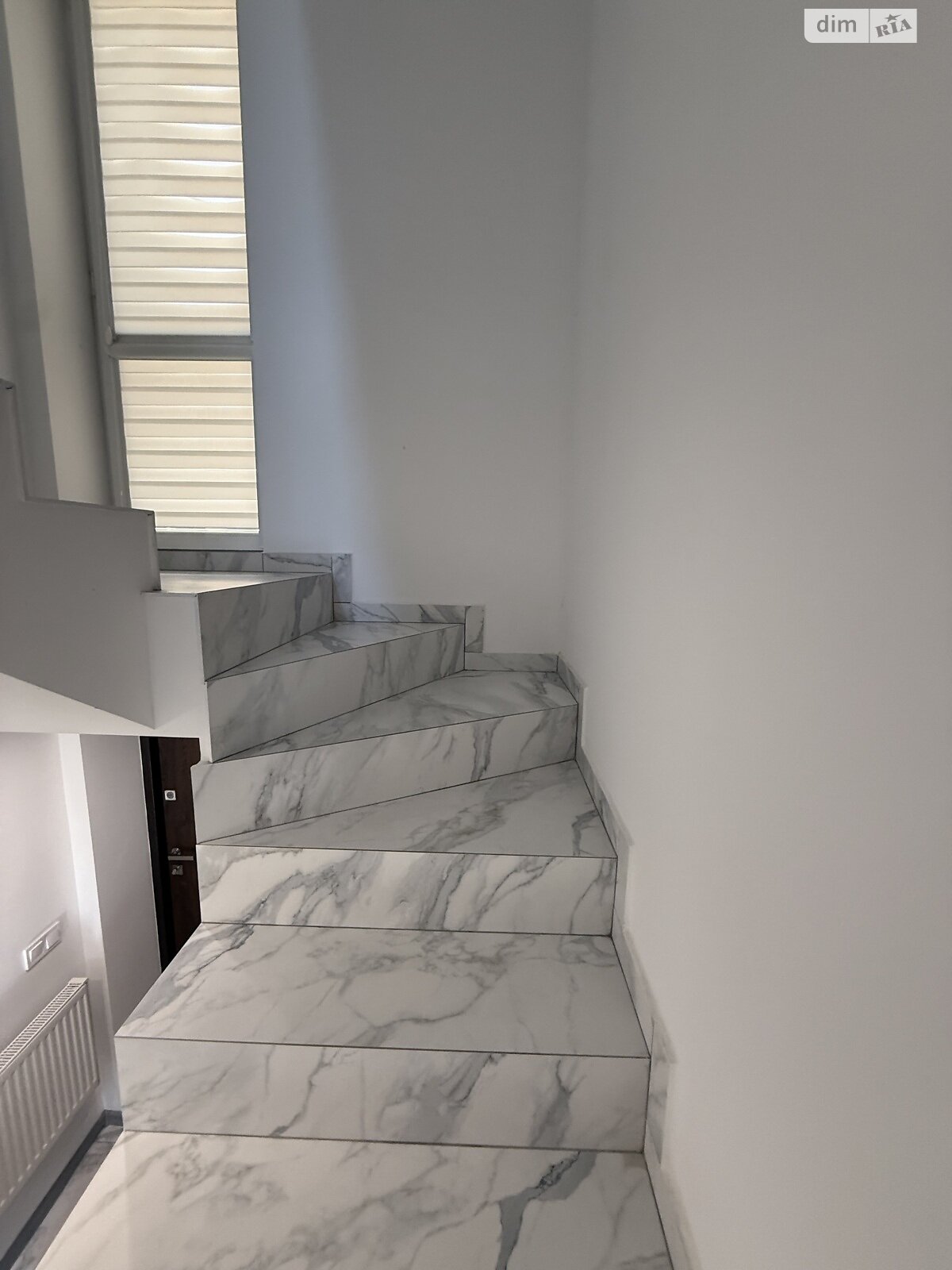 трехэтажный таунхаус, 160.8 кв. м, кирпич. Продажа в Рясно-Русском фото 1 трехэтажный таунхаус, 160.8 кв. м, кирпич. Продажа в Рясно-Русском фото 1