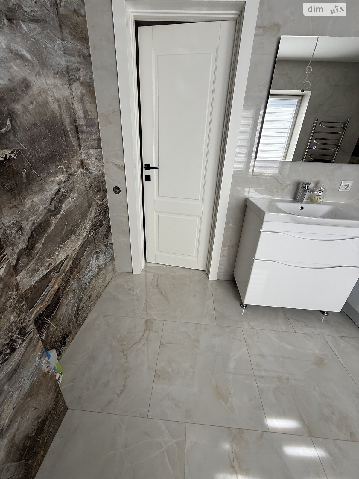 трехэтажный таунхаус, 160.8 кв. м, кирпич. Продажа в Рясно-Русском фото 1 трехэтажный таунхаус, 160.8 кв. м, кирпич. Продажа в Рясно-Русском фото 1