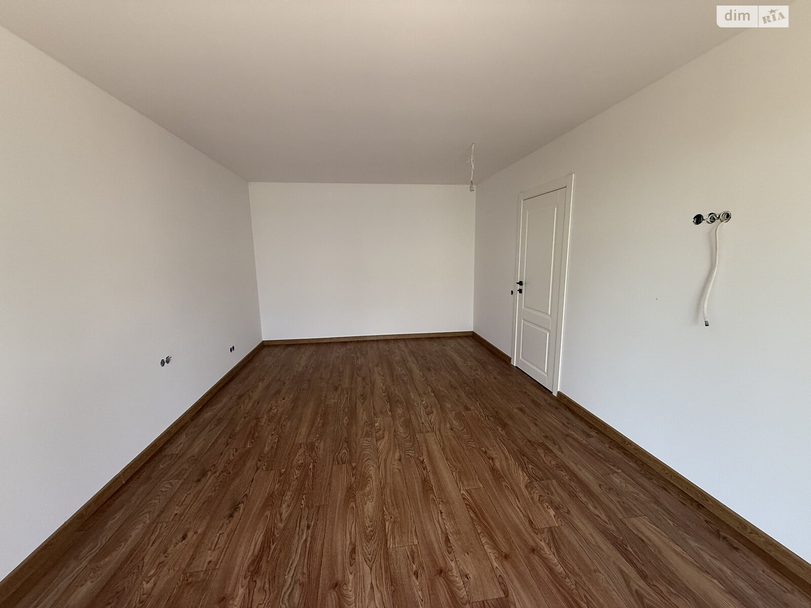 трехэтажный таунхаус, 160.8 кв. м, кирпич. Продажа в Рясно-Русском фото 1 трехэтажный таунхаус, 160.8 кв. м, кирпич. Продажа в Рясно-Русском фото 1