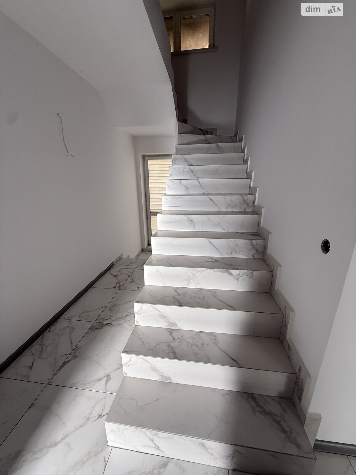 трехэтажный таунхаус, 160.8 кв. м, кирпич. Продажа в Рясно-Русском фото 1 трехэтажный таунхаус, 160.8 кв. м, кирпич. Продажа в Рясно-Русском фото 1