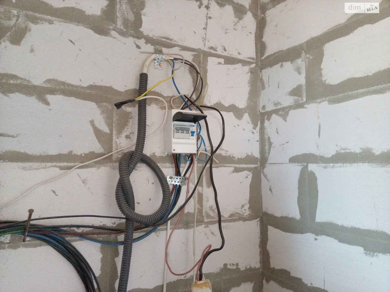 одноповерховий таунхаус, 91.7 кв. м, цегла. Продаж у Шкарівці фото 1