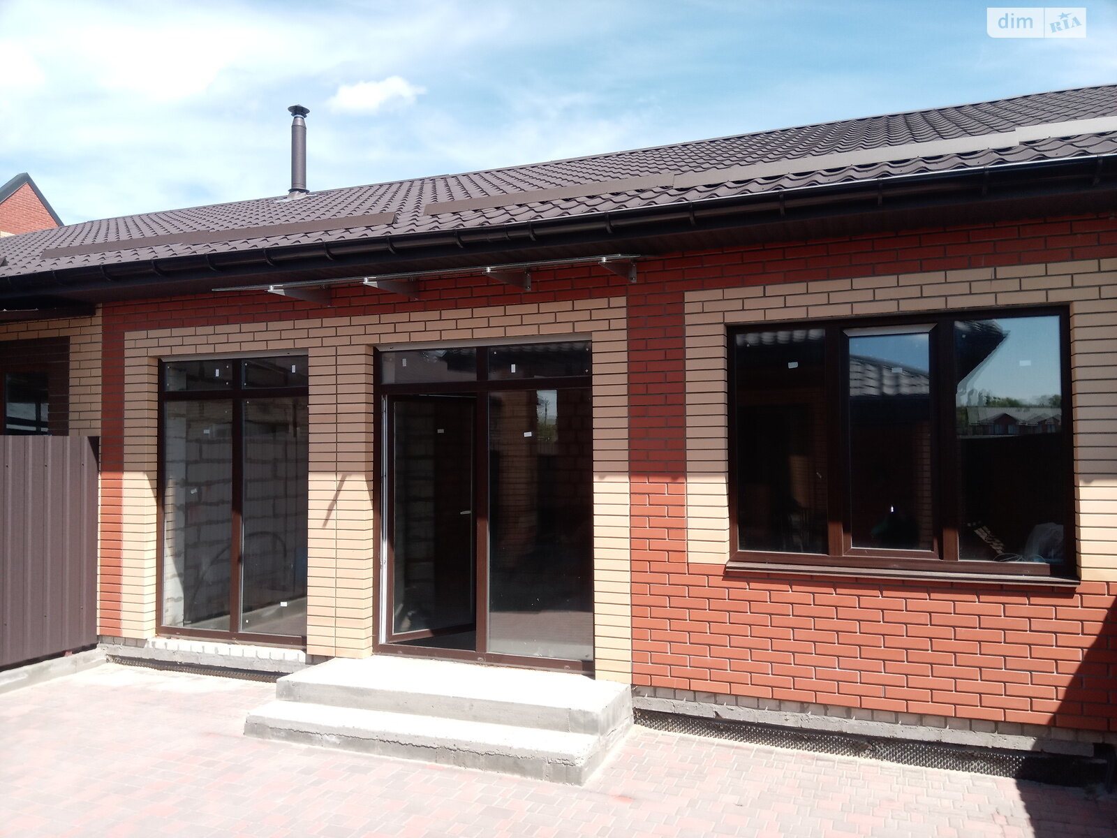 одноповерховий таунхаус, 91.7 кв. м, цегла. Продаж у Шкарівці фото 1