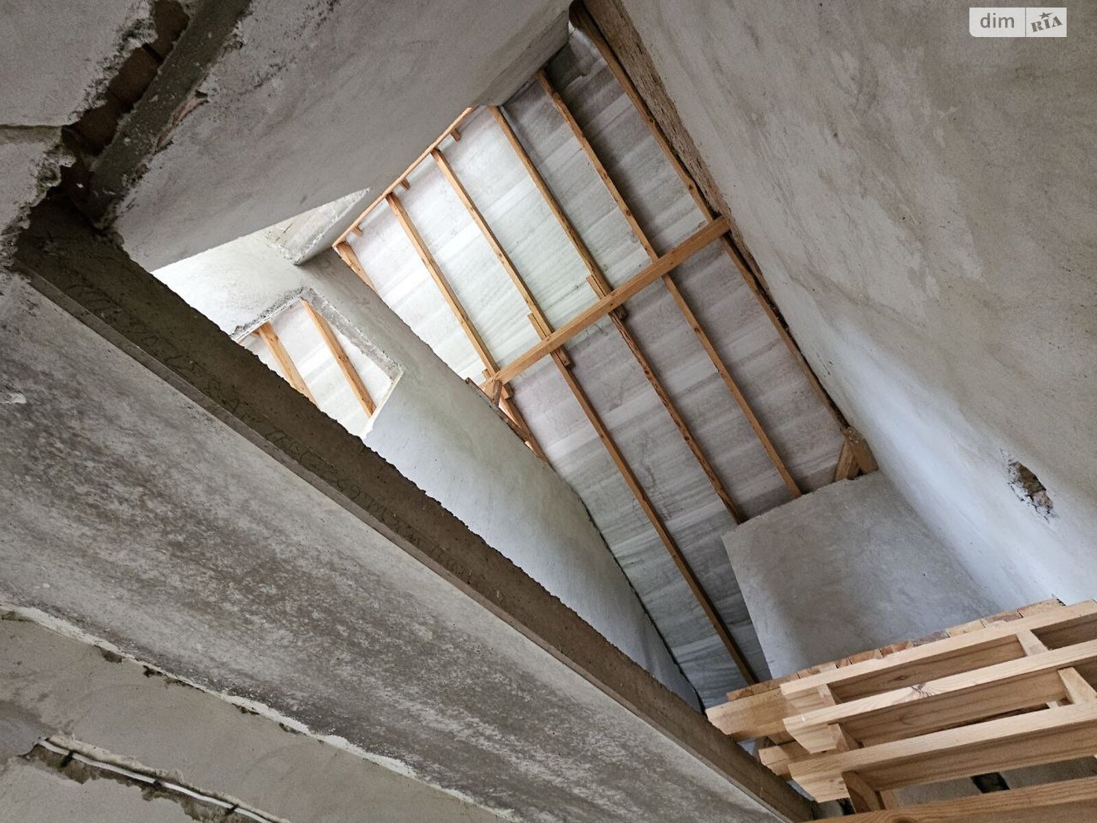 триповерховий таунхаус, 160 кв. м, кирпич. Продаж у Смиківці фото 1 триповерховий таунхаус, 160 кв. м, кирпич. Продаж у Смиківці фото 1