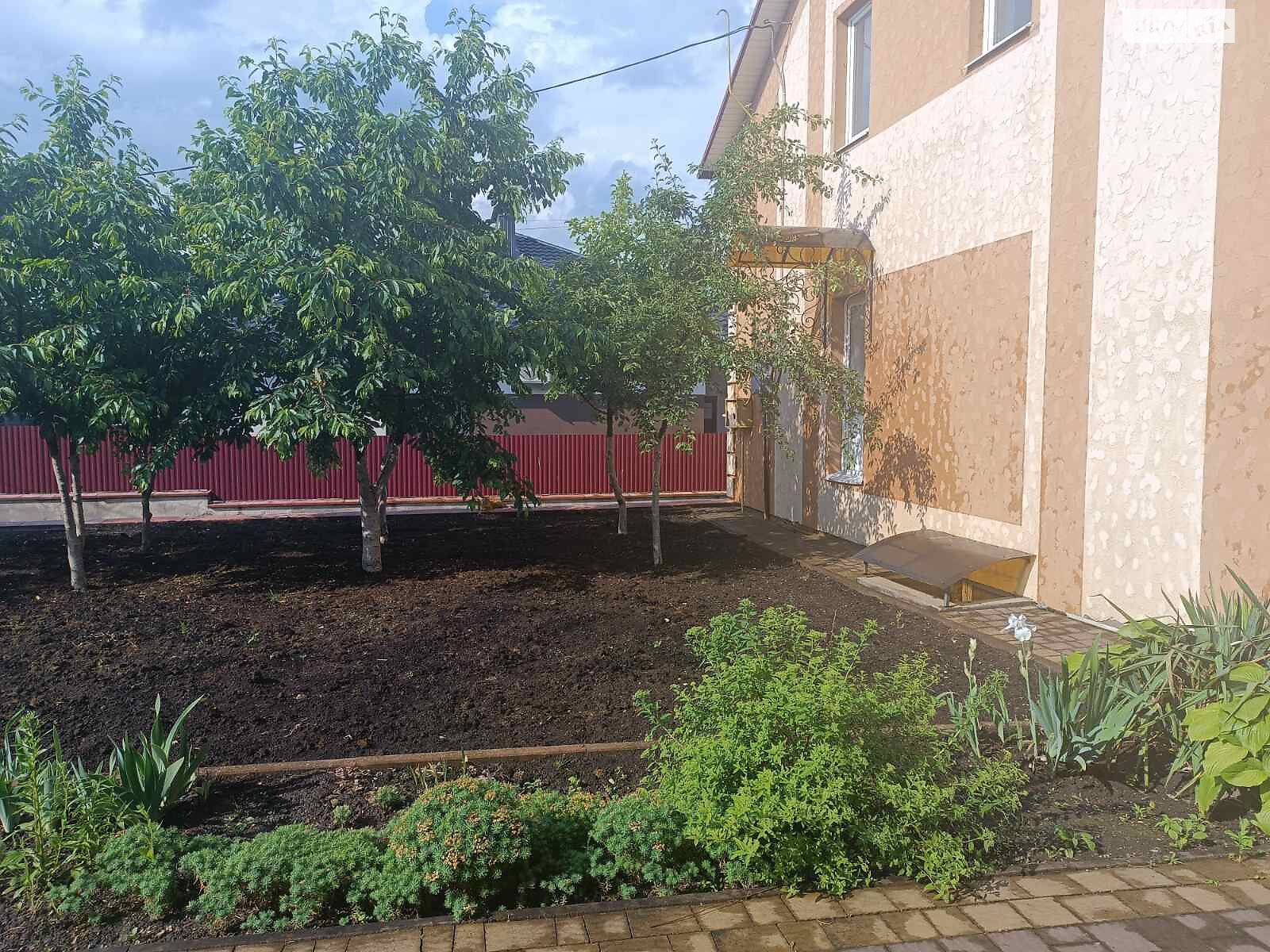 двухэтажный таунхаус, 216 кв. м, кирпич. Продажа в Смыковцы фото 1